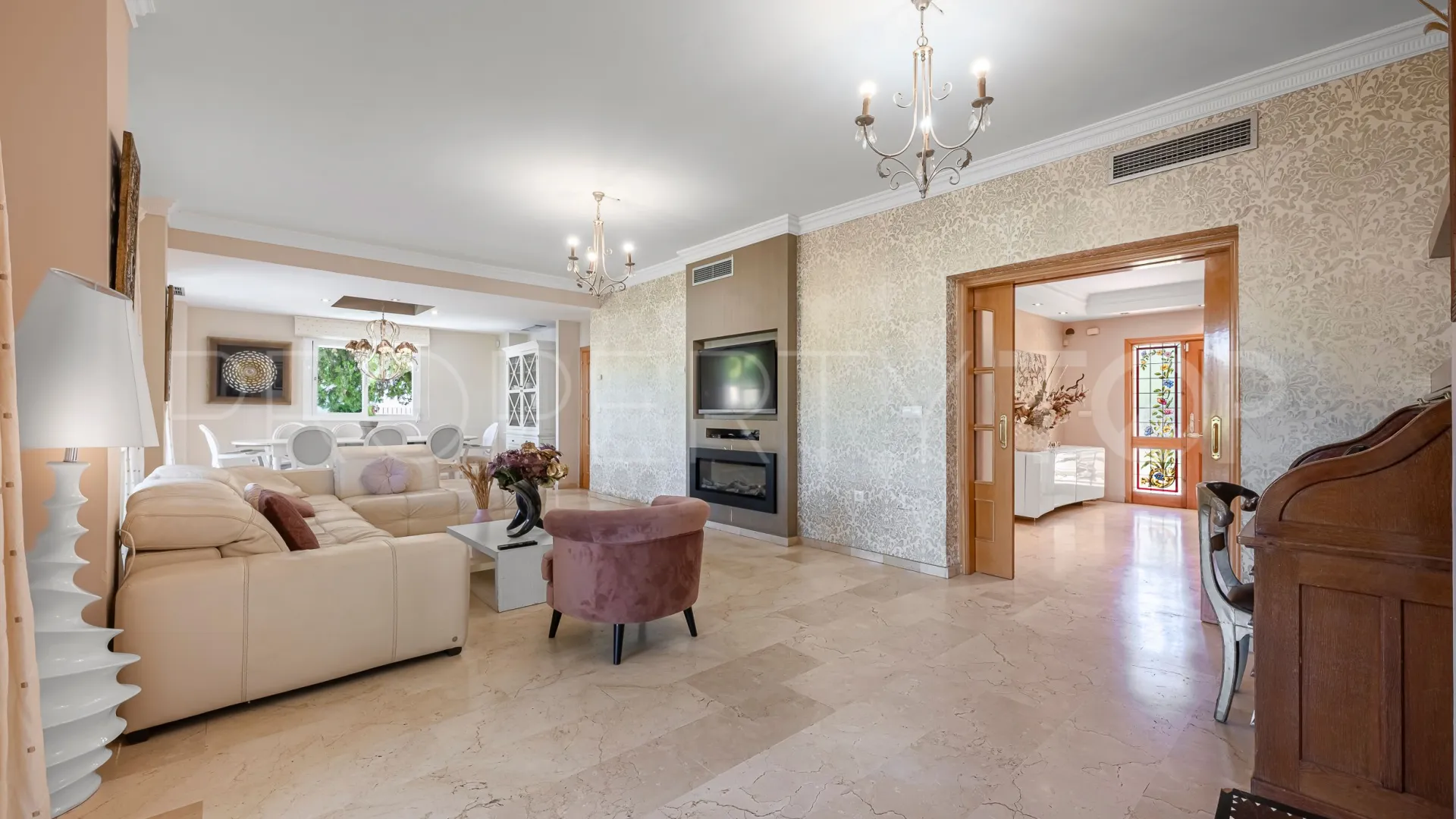 Guadalmina Alta, villa con 7 dormitorios en venta