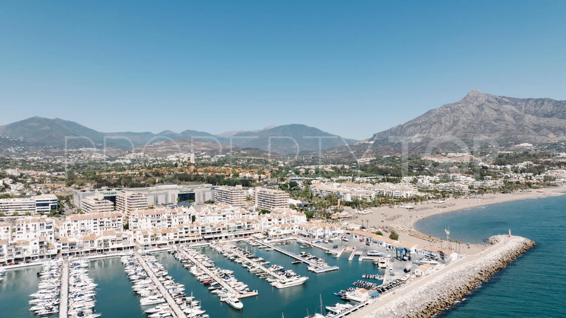 For sale apartment with 2 bedrooms in Marbella - Puerto Banus