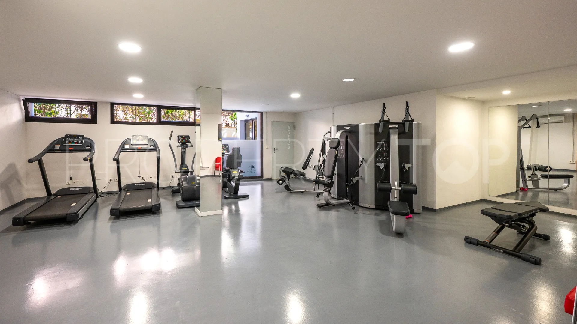 For sale Marbesa penthouse with 3 bedrooms