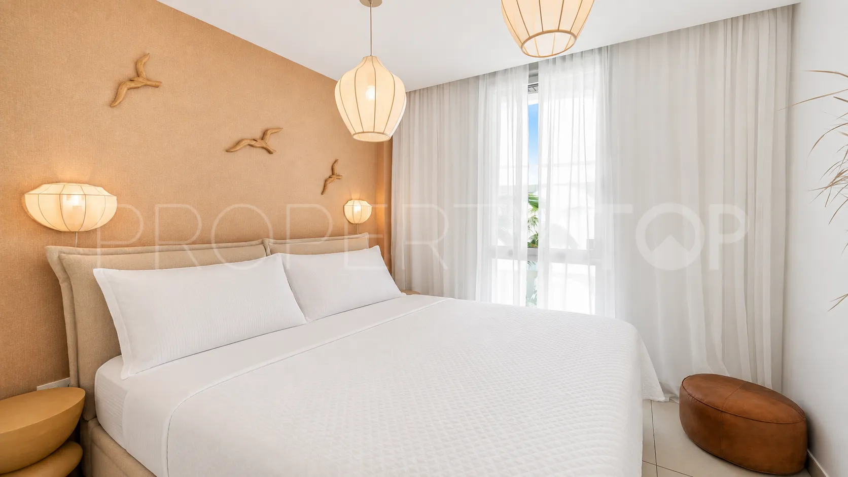 For sale apartment with 2 bedrooms in Elviria