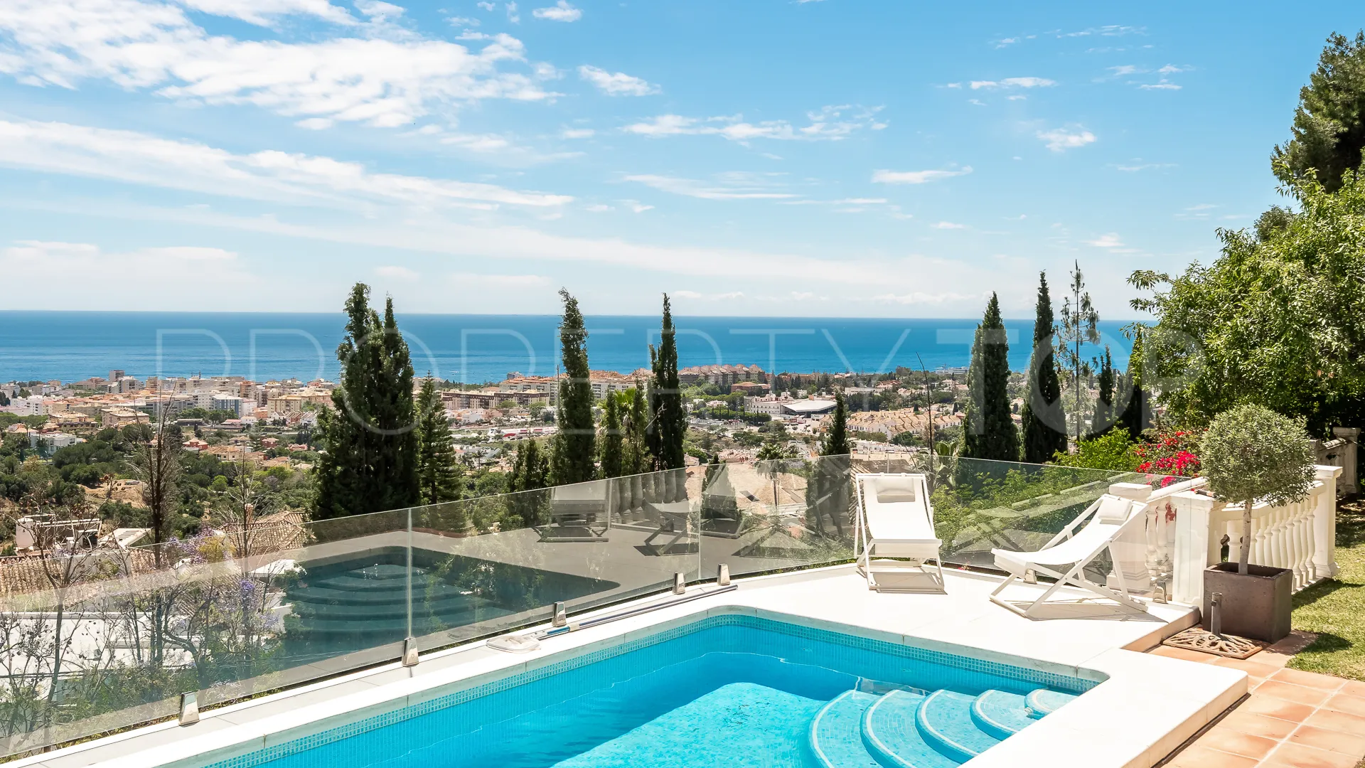 For sale Marbella City villa with 5 bedrooms