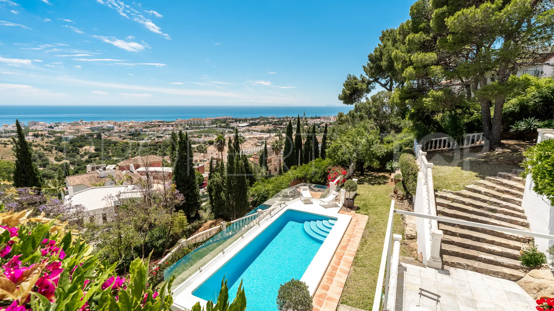 For sale Marbella City villa with 5 bedrooms