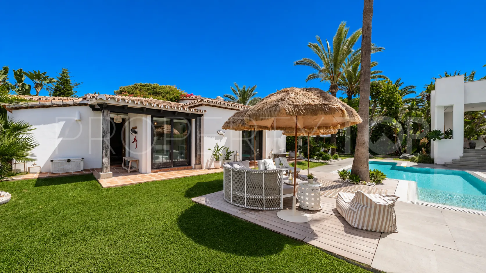 For sale house in Marbesa