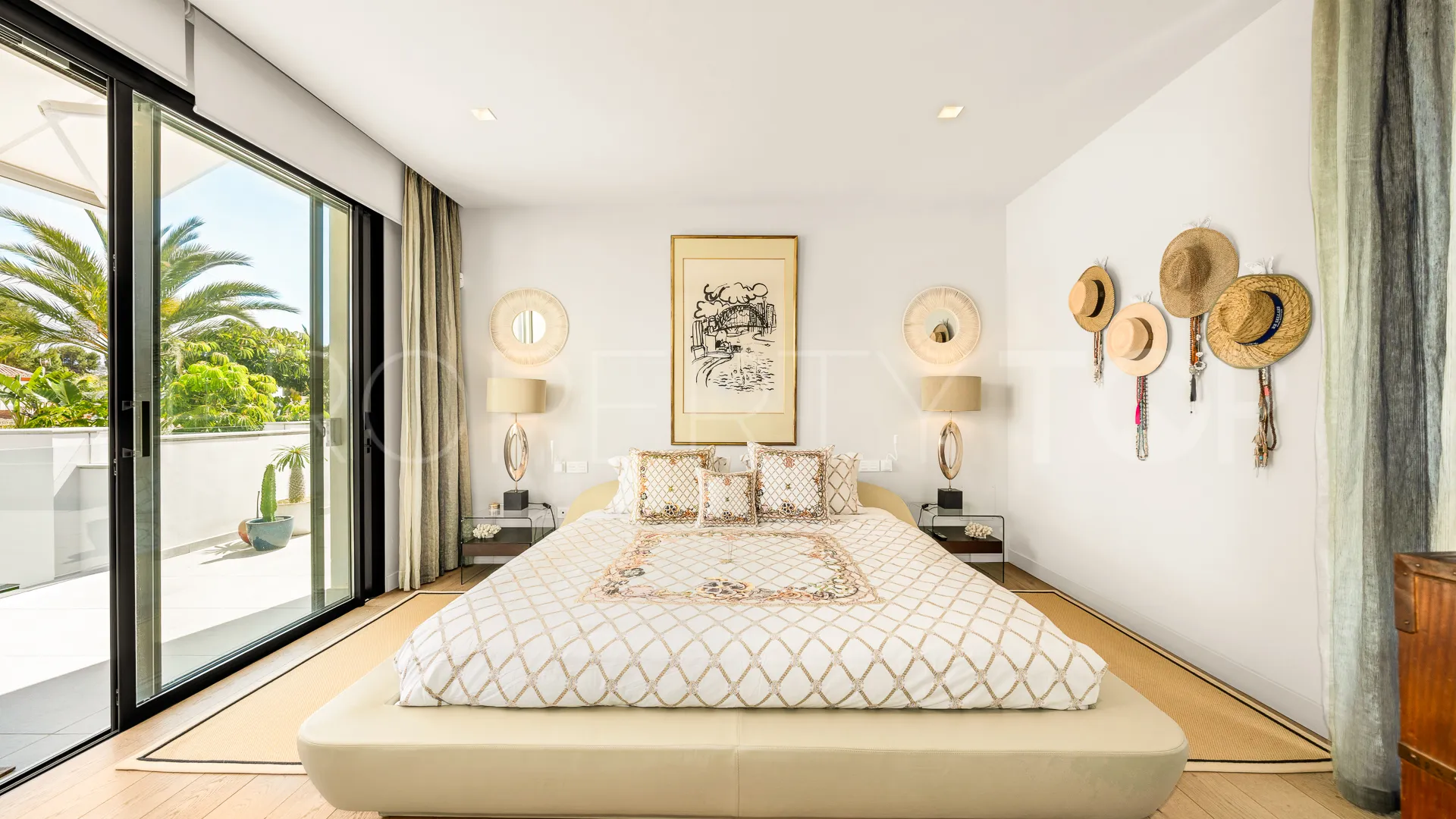 Casa en venta de 6 dormitorios en Marbesa