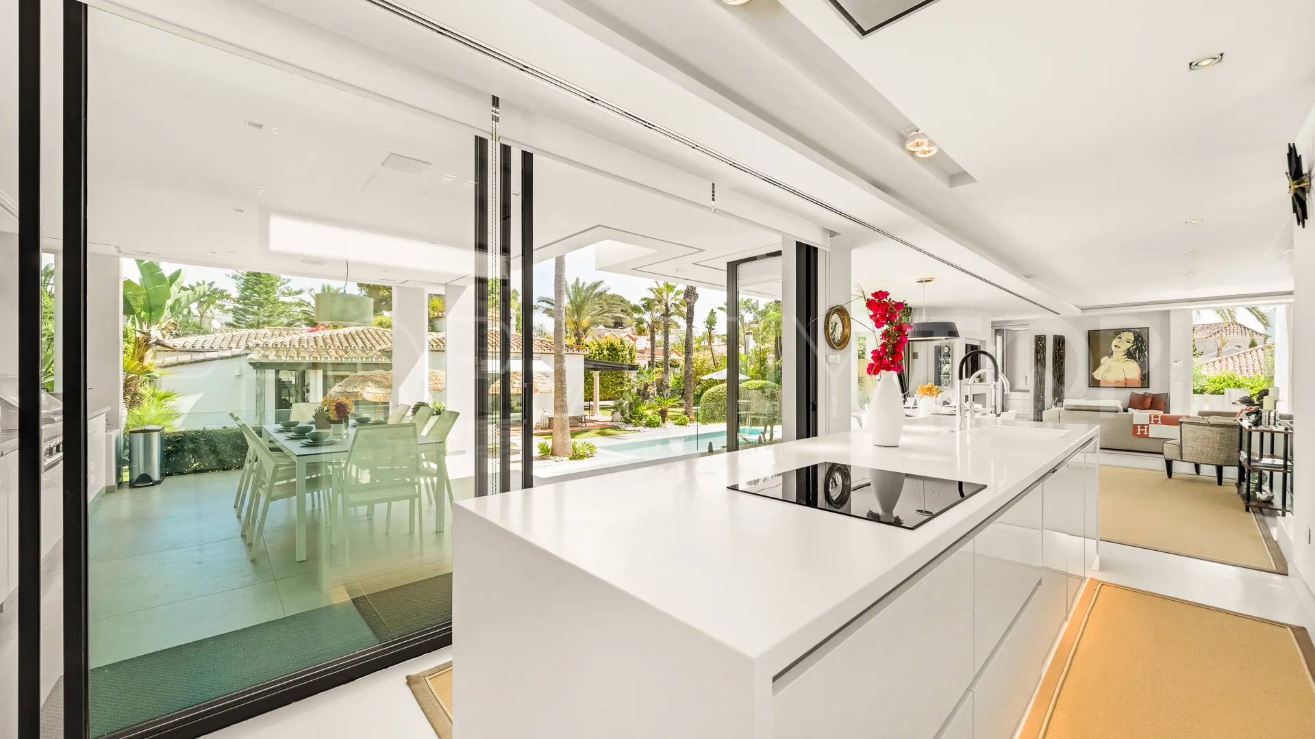 Casa en venta de 6 dormitorios en Marbesa
