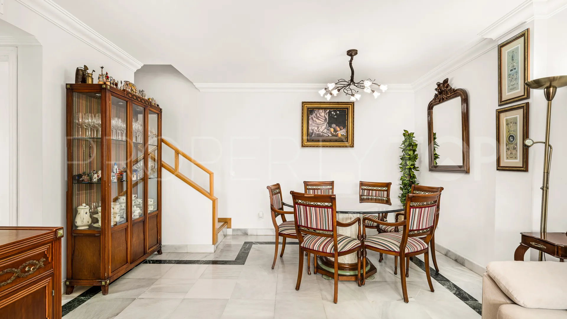 Ático en venta de 4 dormitorios en Marbella Golden Mile