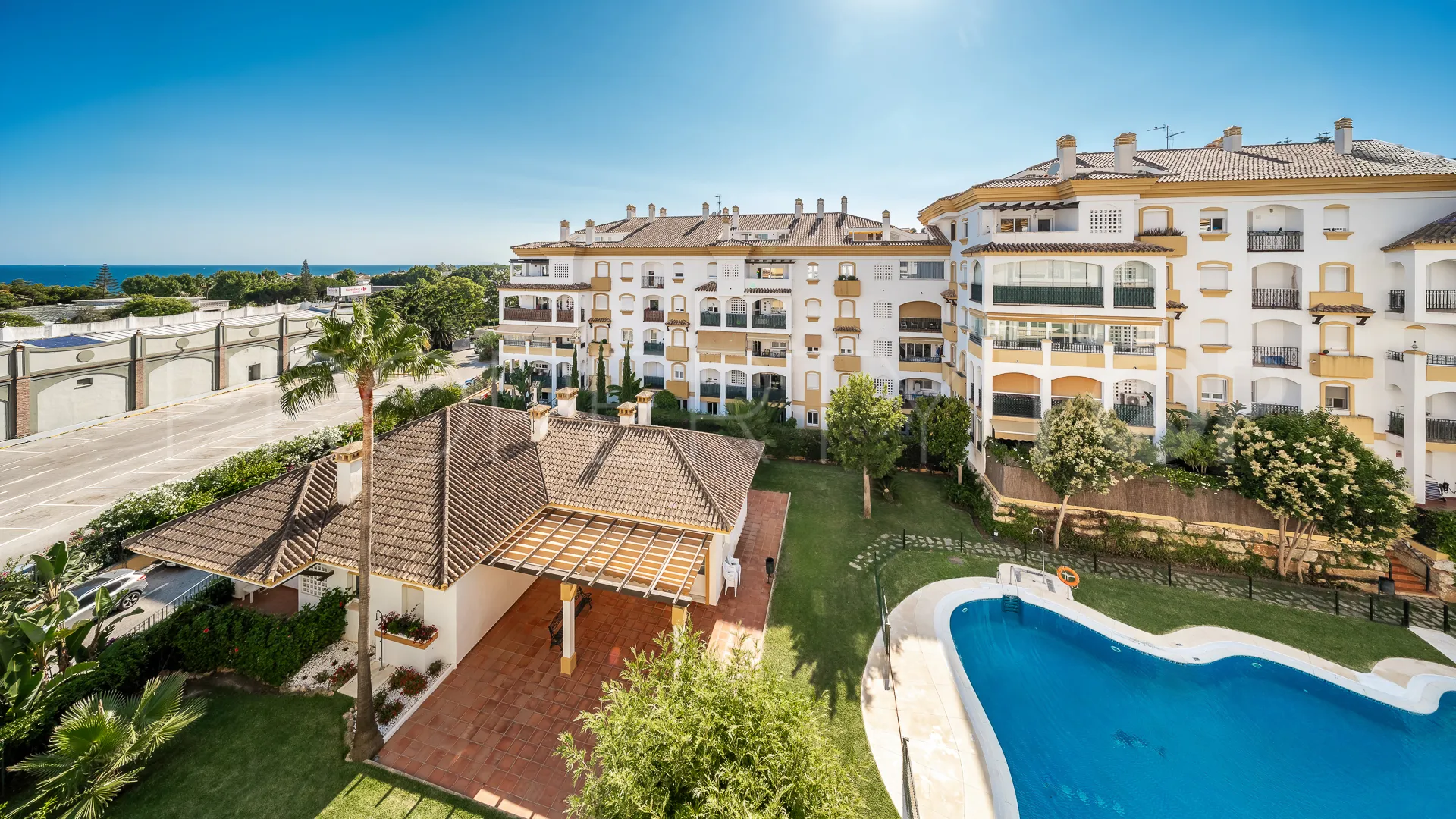 Ático en venta de 4 dormitorios en Marbella Golden Mile