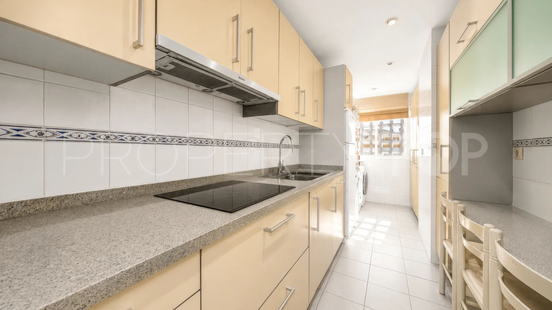 Ático en venta de 4 dormitorios en Marbella Golden Mile