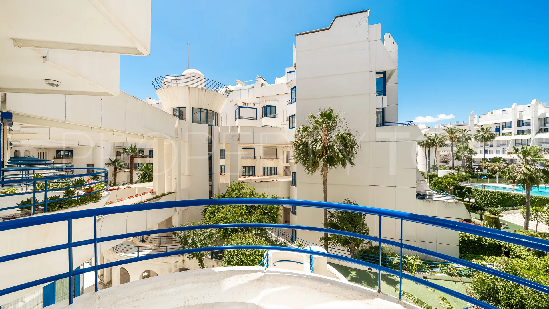 For sale 2 bedrooms duplex in Beach Side Golden Mile