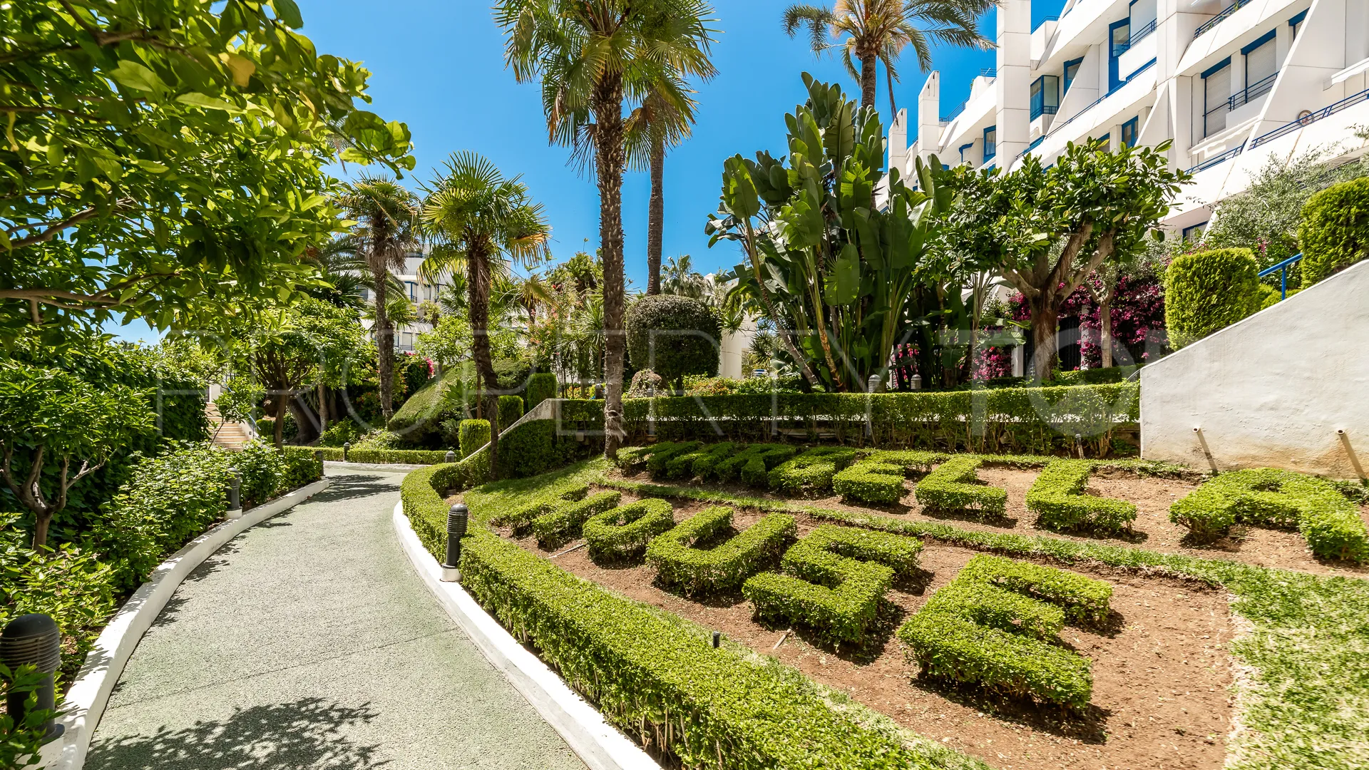 For sale 2 bedrooms duplex in Beach Side Golden Mile