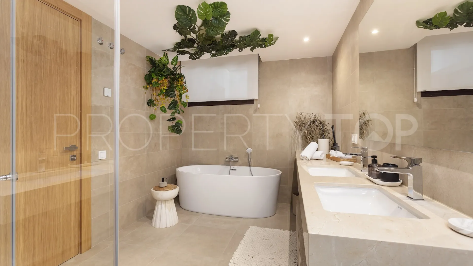 Se vende villa en Paraiso Alto