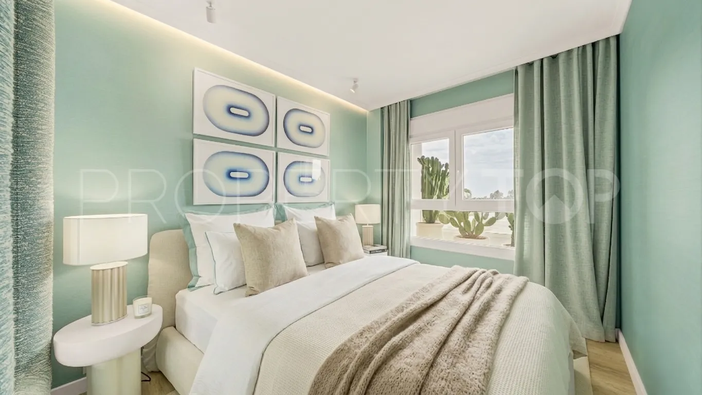 For sale apartment with 3 bedrooms in Las Brisas
