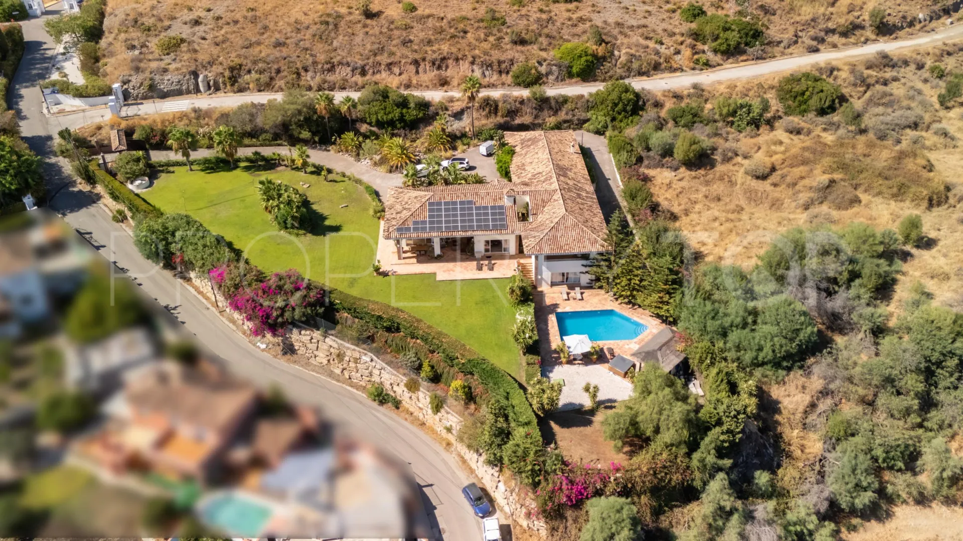 For sale Los Arqueros villa with 5 bedrooms