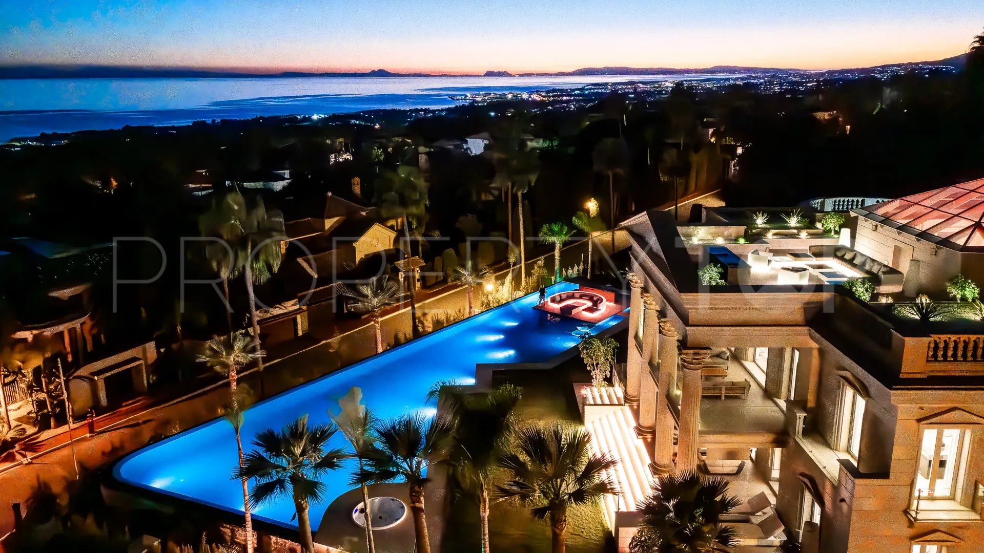 Sierra Blanca 7 bedrooms villa for sale