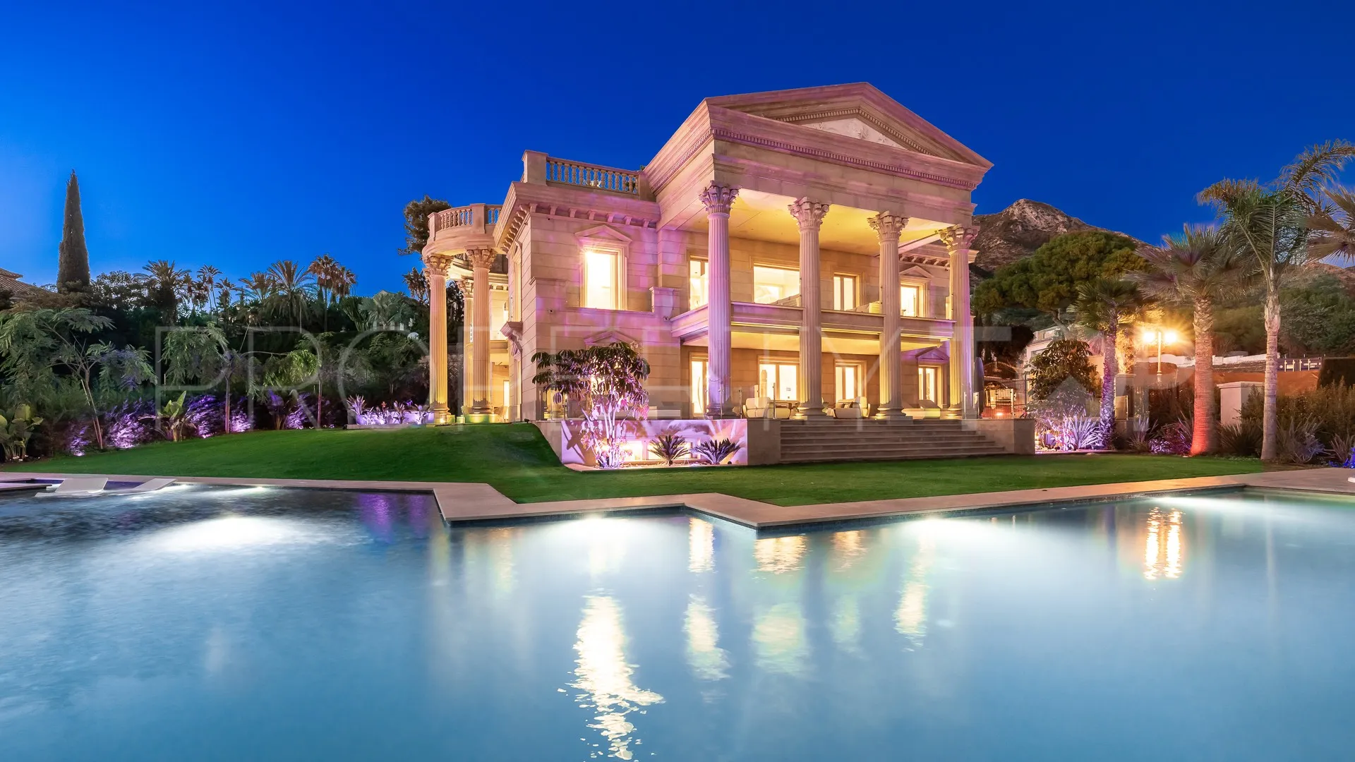 Sierra Blanca 7 bedrooms villa for sale