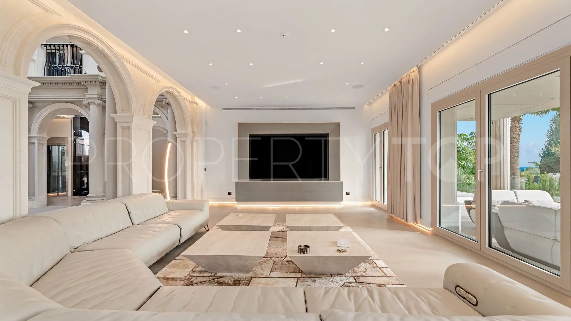 Sierra Blanca 7 bedrooms villa for sale