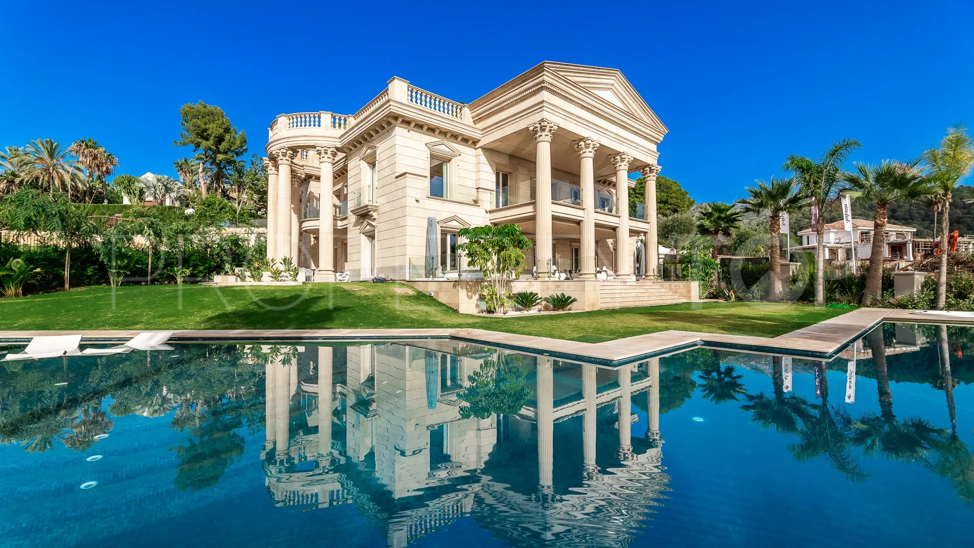 Sierra Blanca 7 bedrooms villa for sale