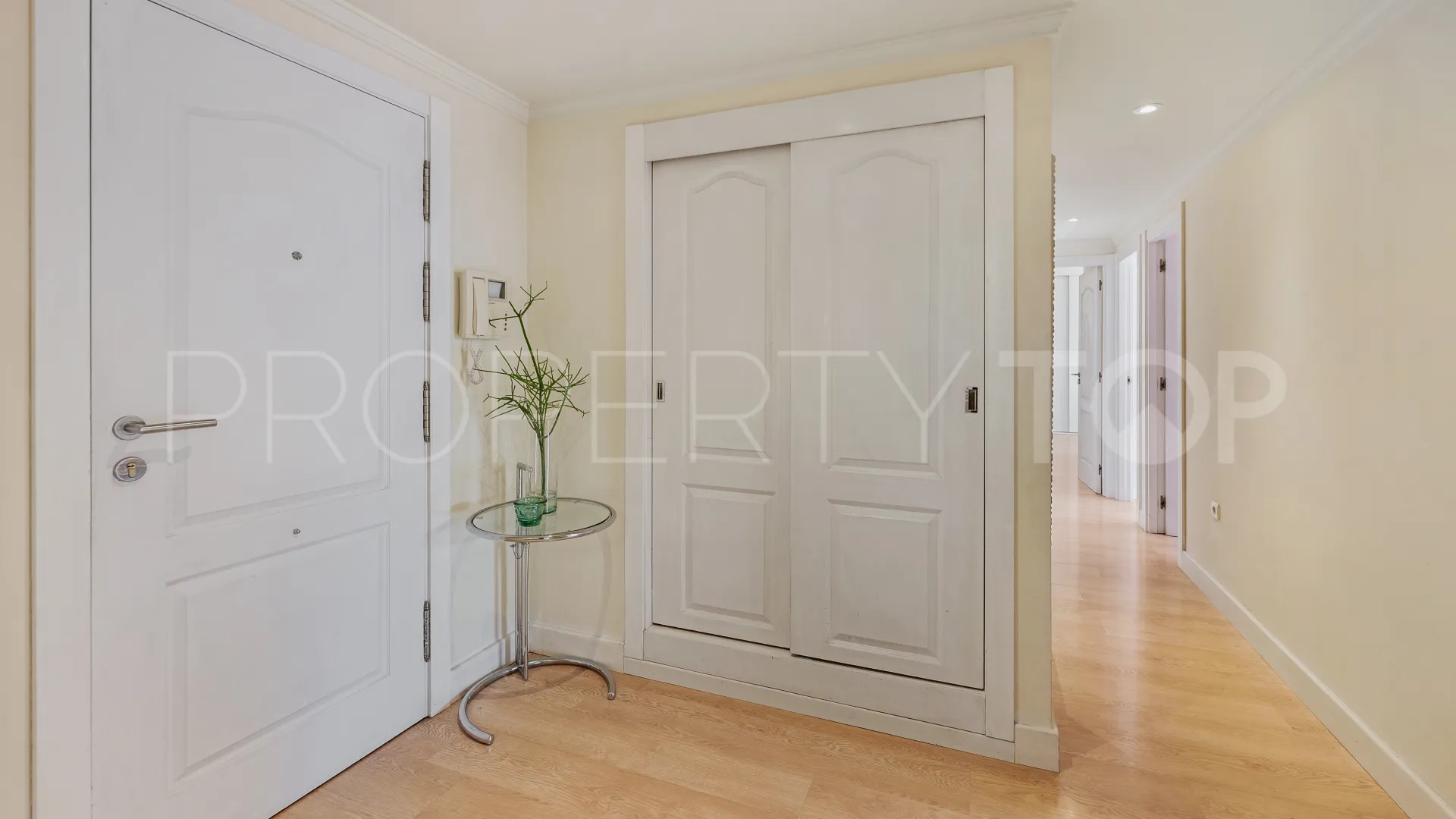 Apartamento en venta en Nagüeles