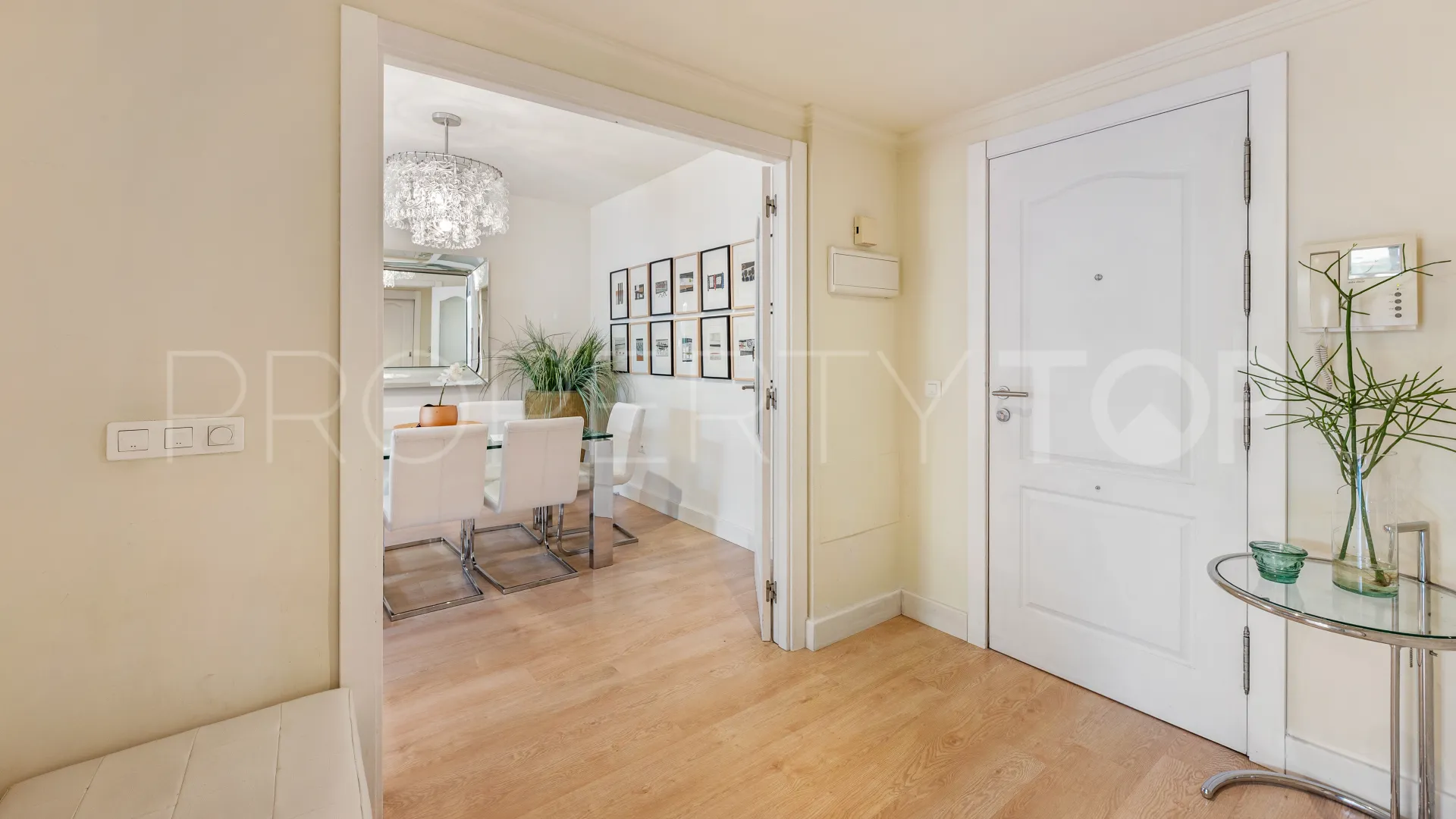 Apartamento en venta en Nagüeles