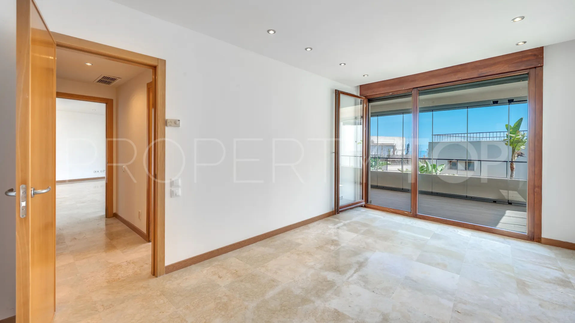 3 bedrooms Los Altos de los Monteros apartment for sale
