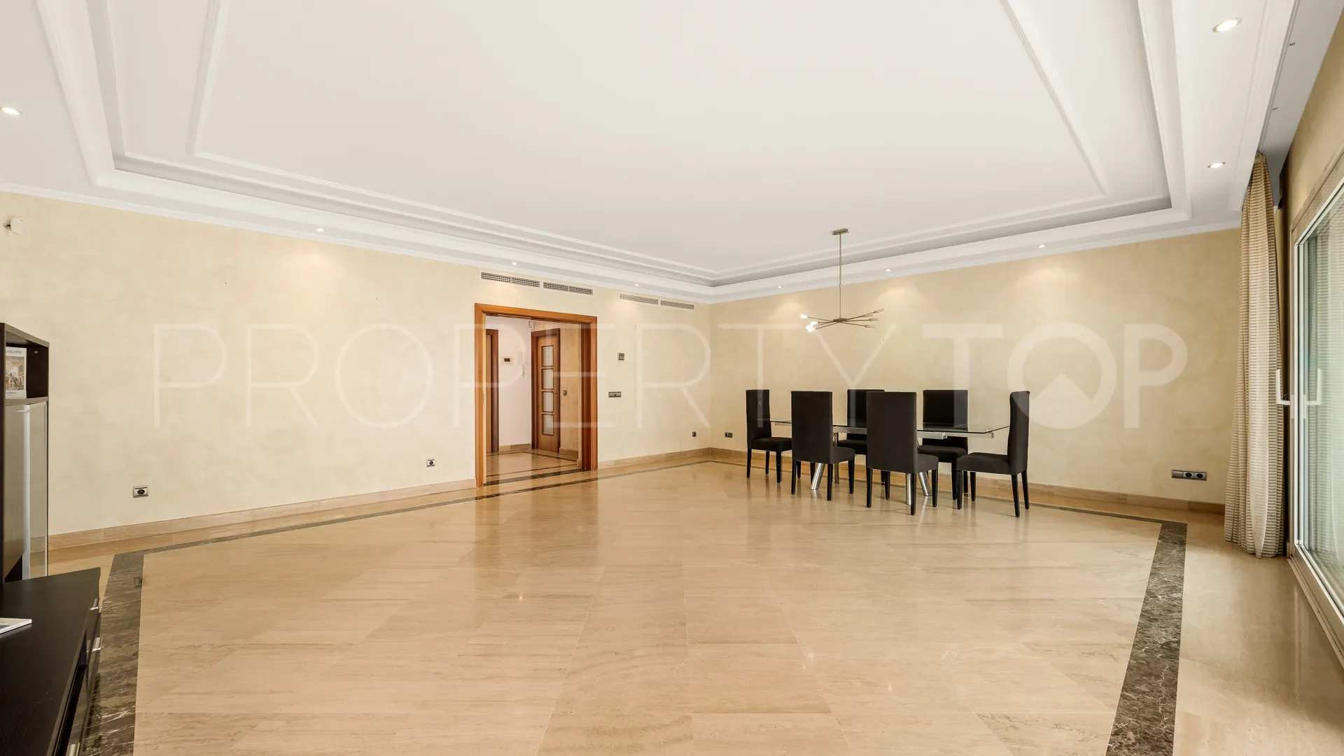 Comprar apartamento en Marbella - Puerto Banus de 2 dormitorios