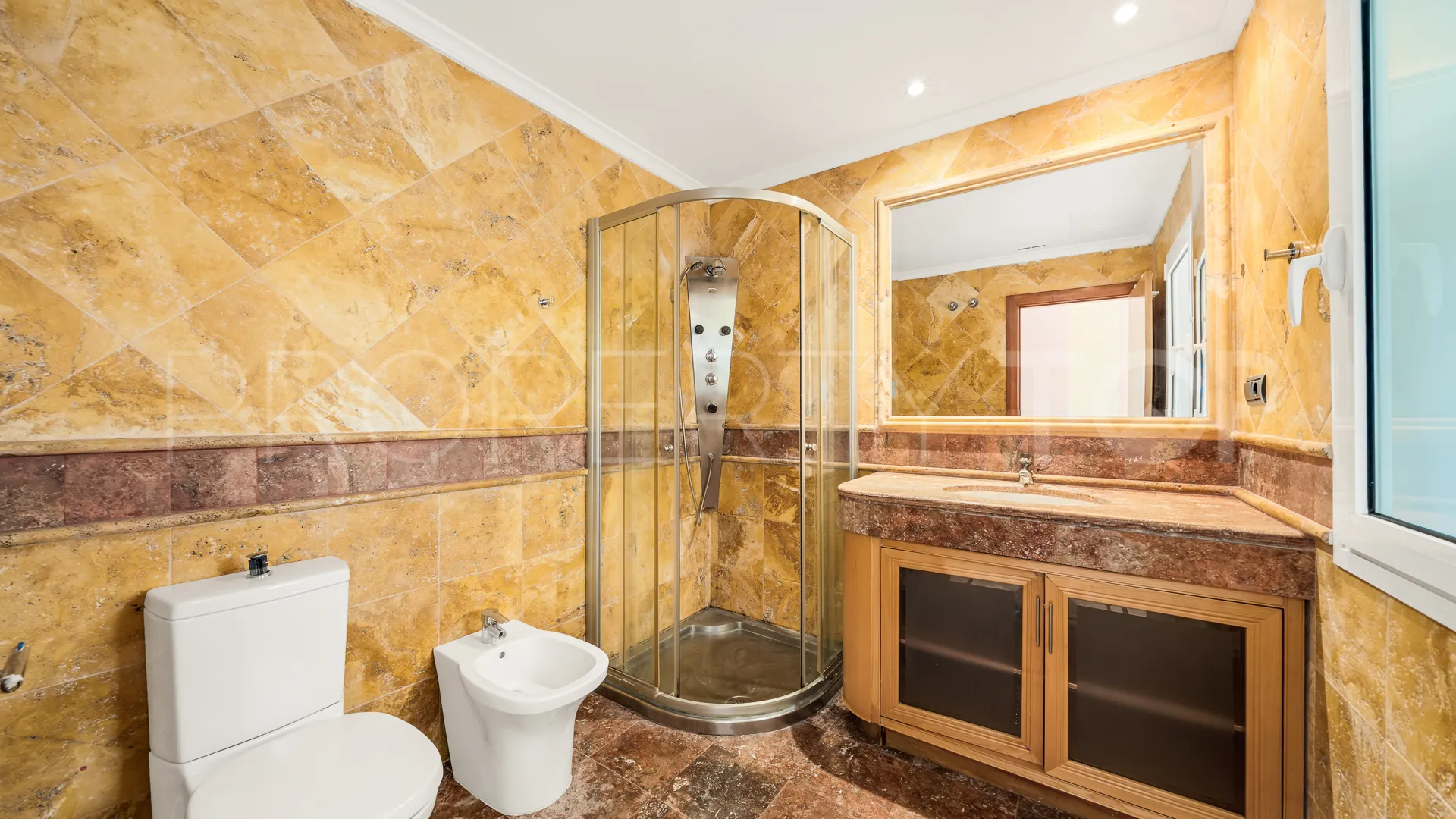 Comprar apartamento en Marbella - Puerto Banus de 2 dormitorios