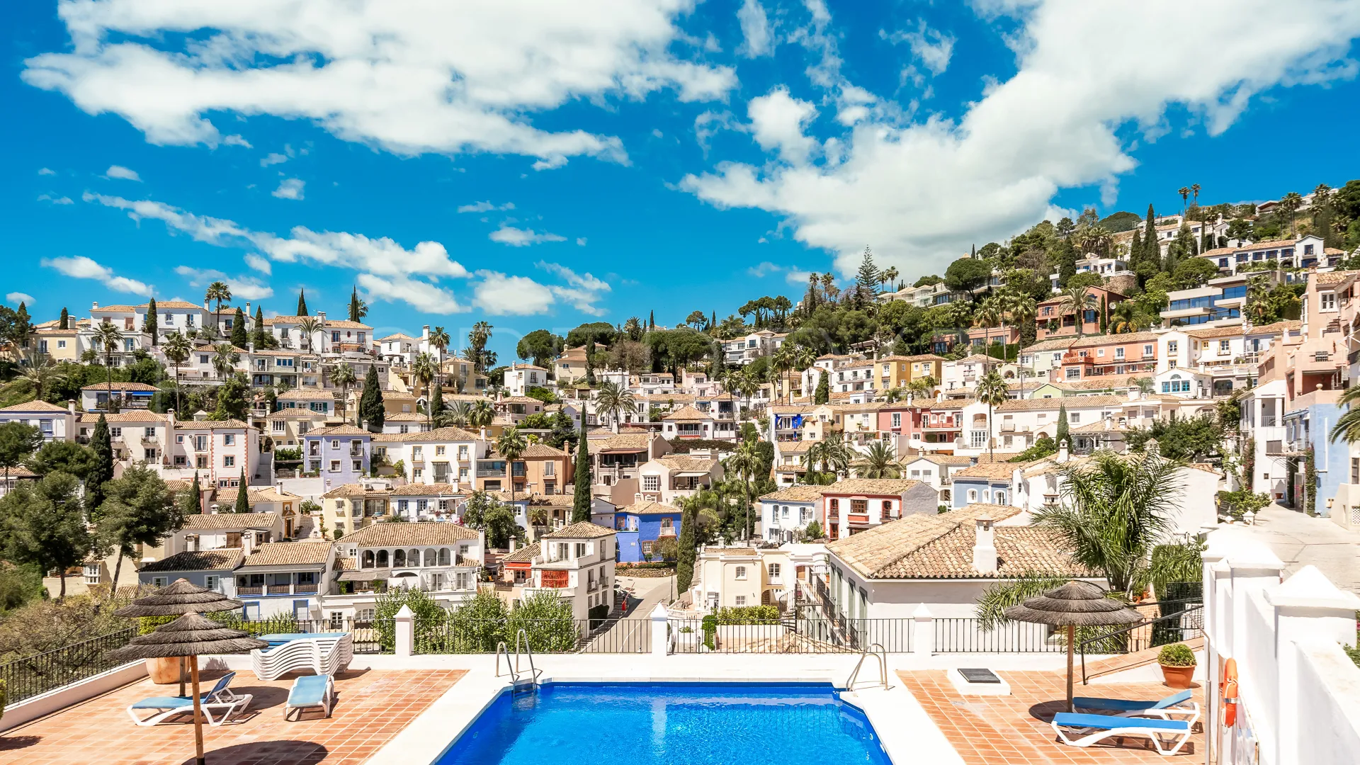3 bedrooms town house in Benahavis for sale