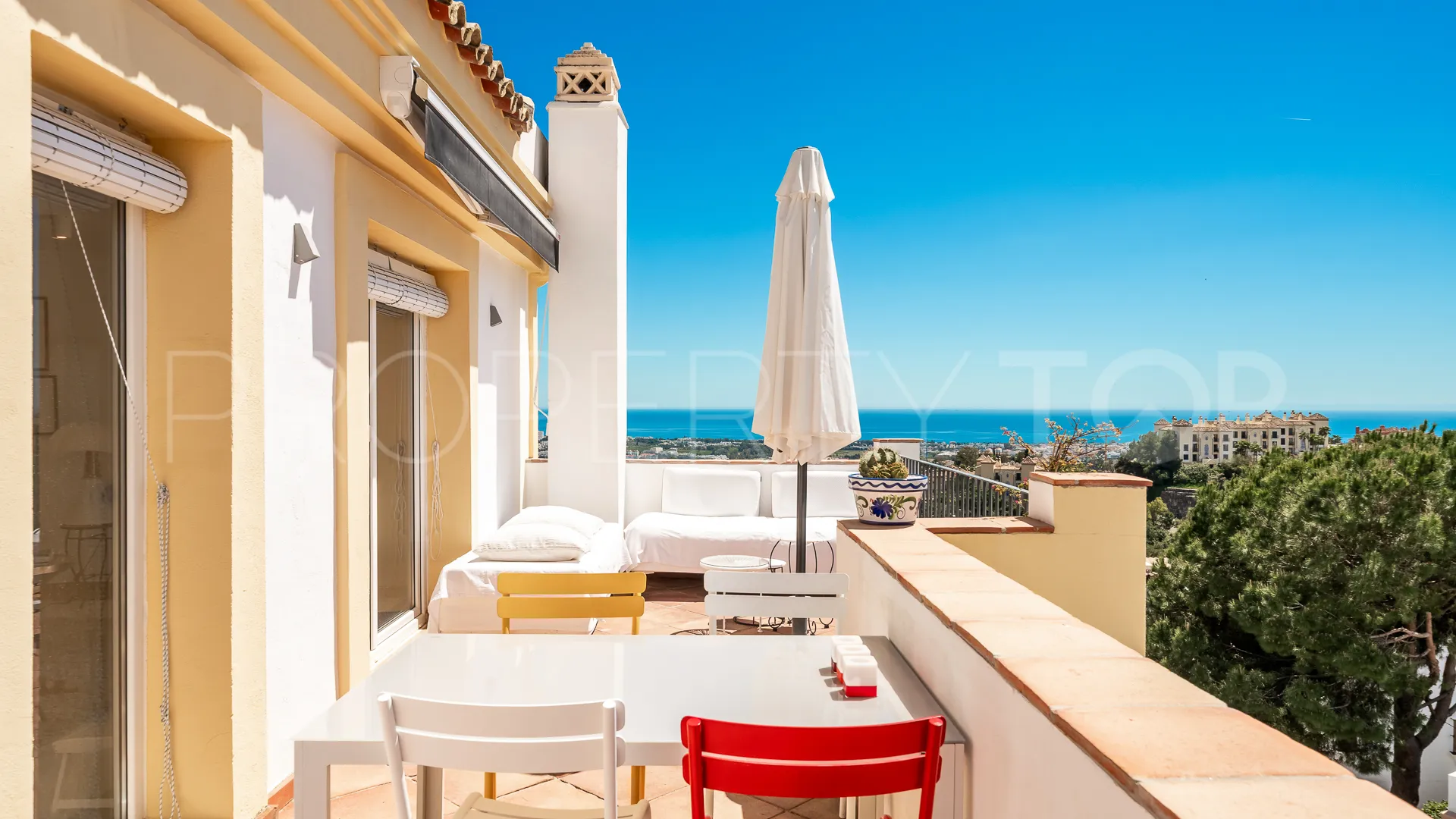 3 bedrooms town house in Benahavis for sale