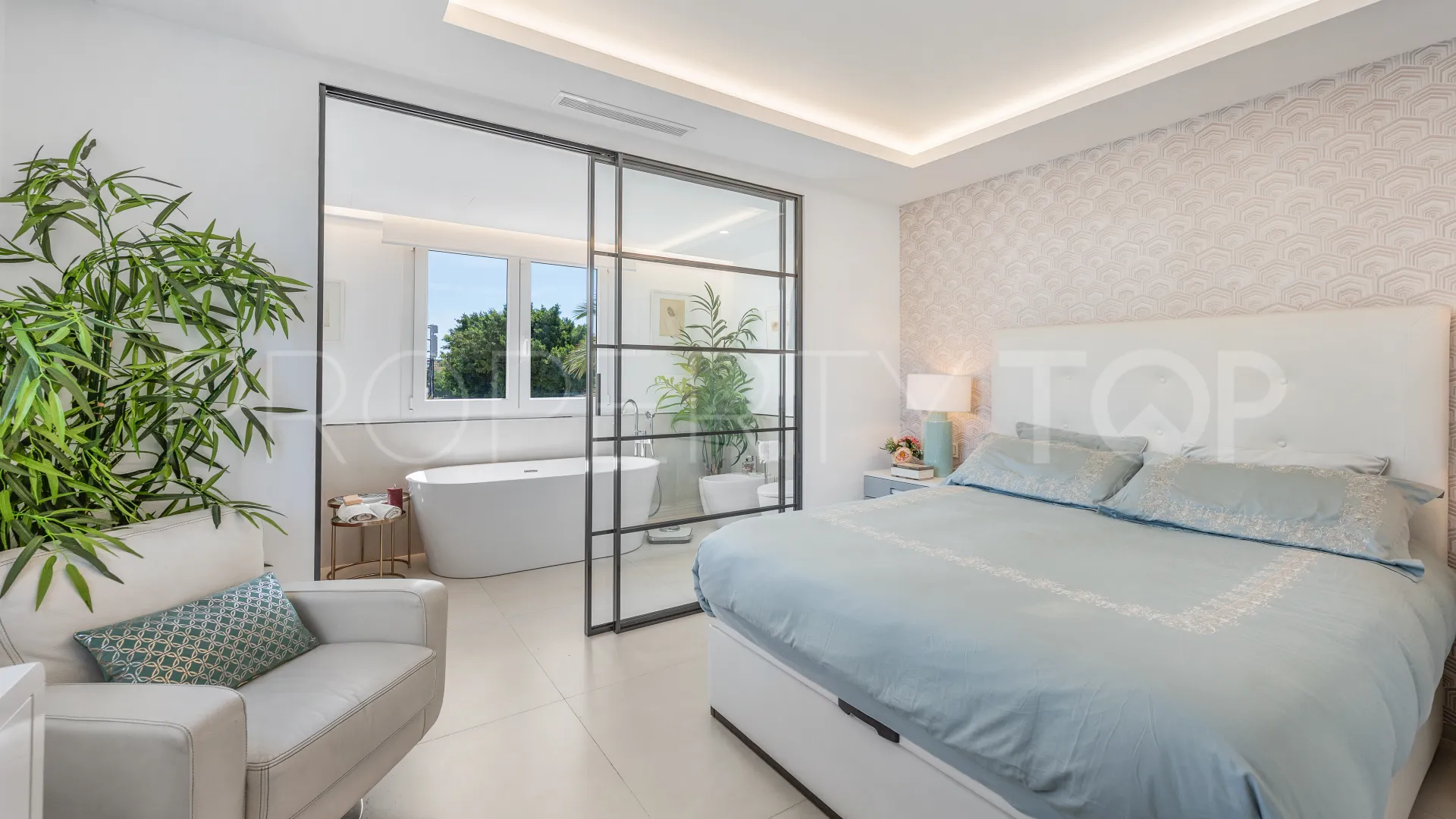 Ático en venta en Beach Side Golden Mile