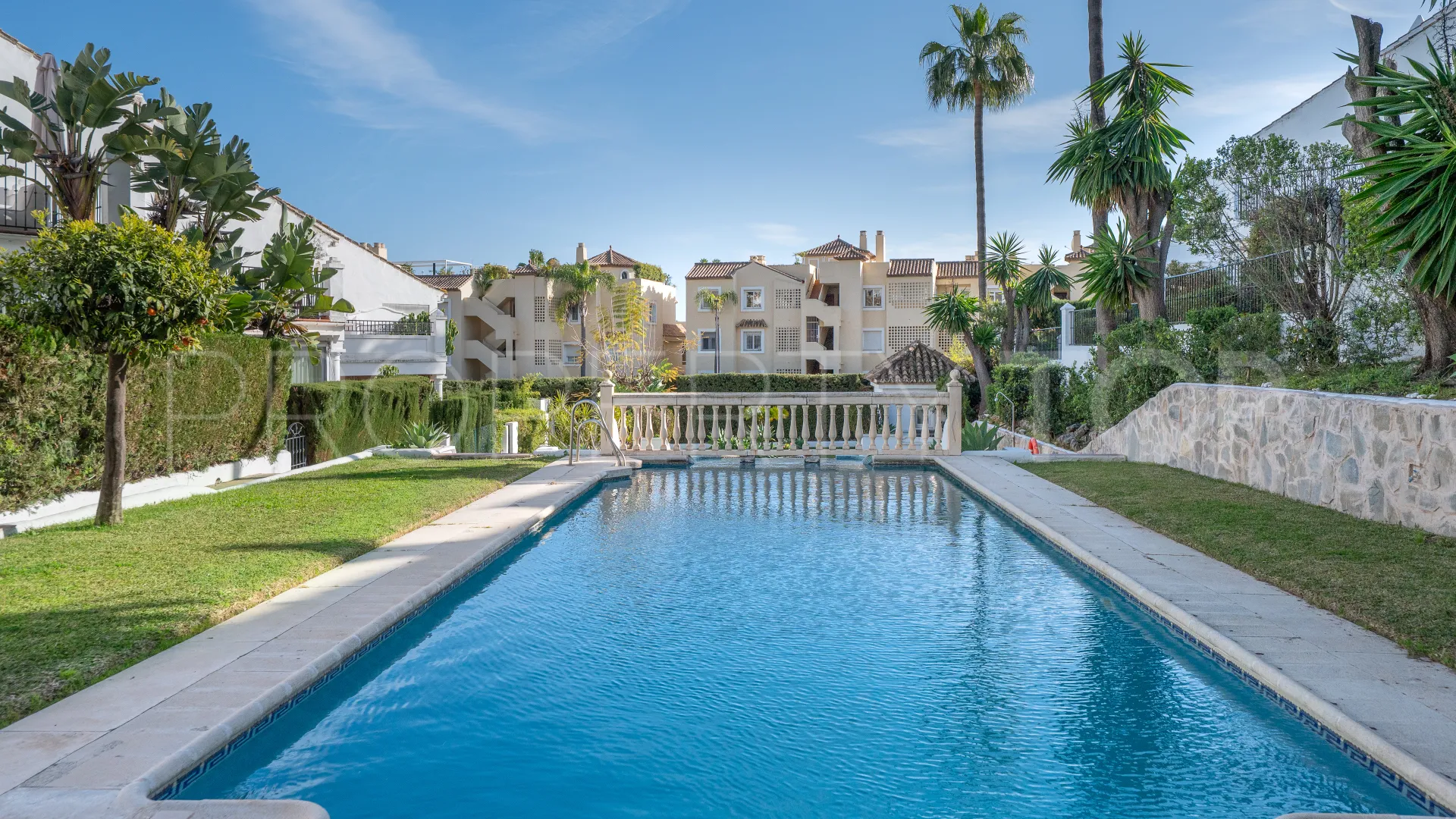 For sale Nagüeles semi detached house