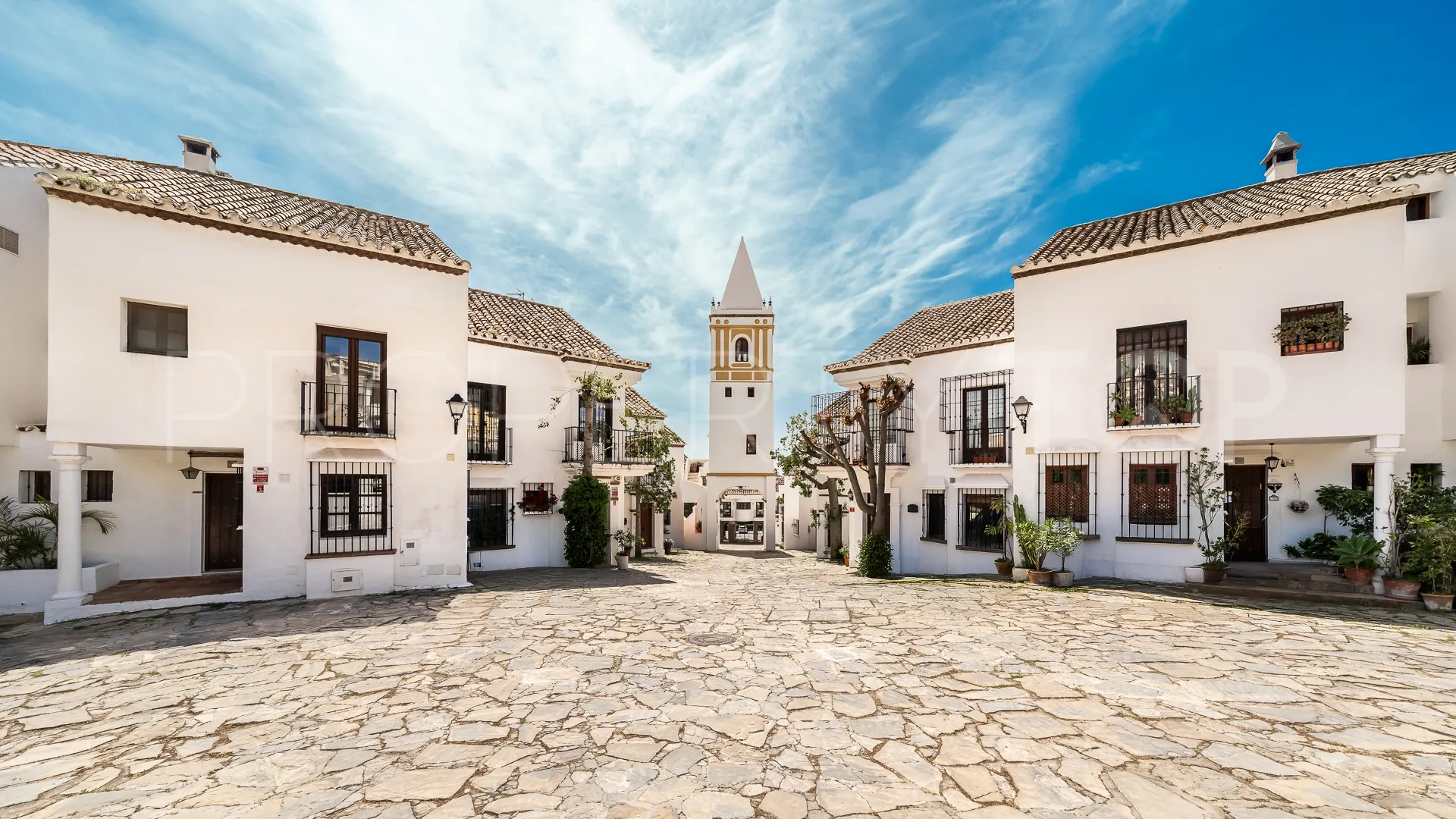 For sale Nagüeles semi detached house