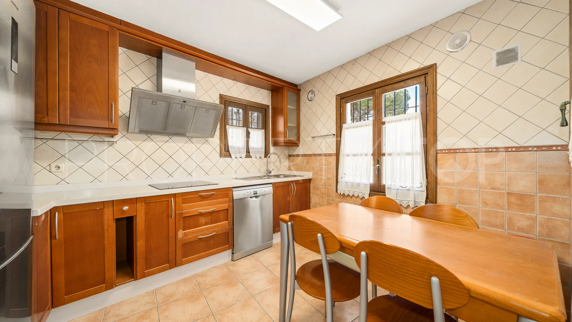 For sale Nagüeles semi detached house