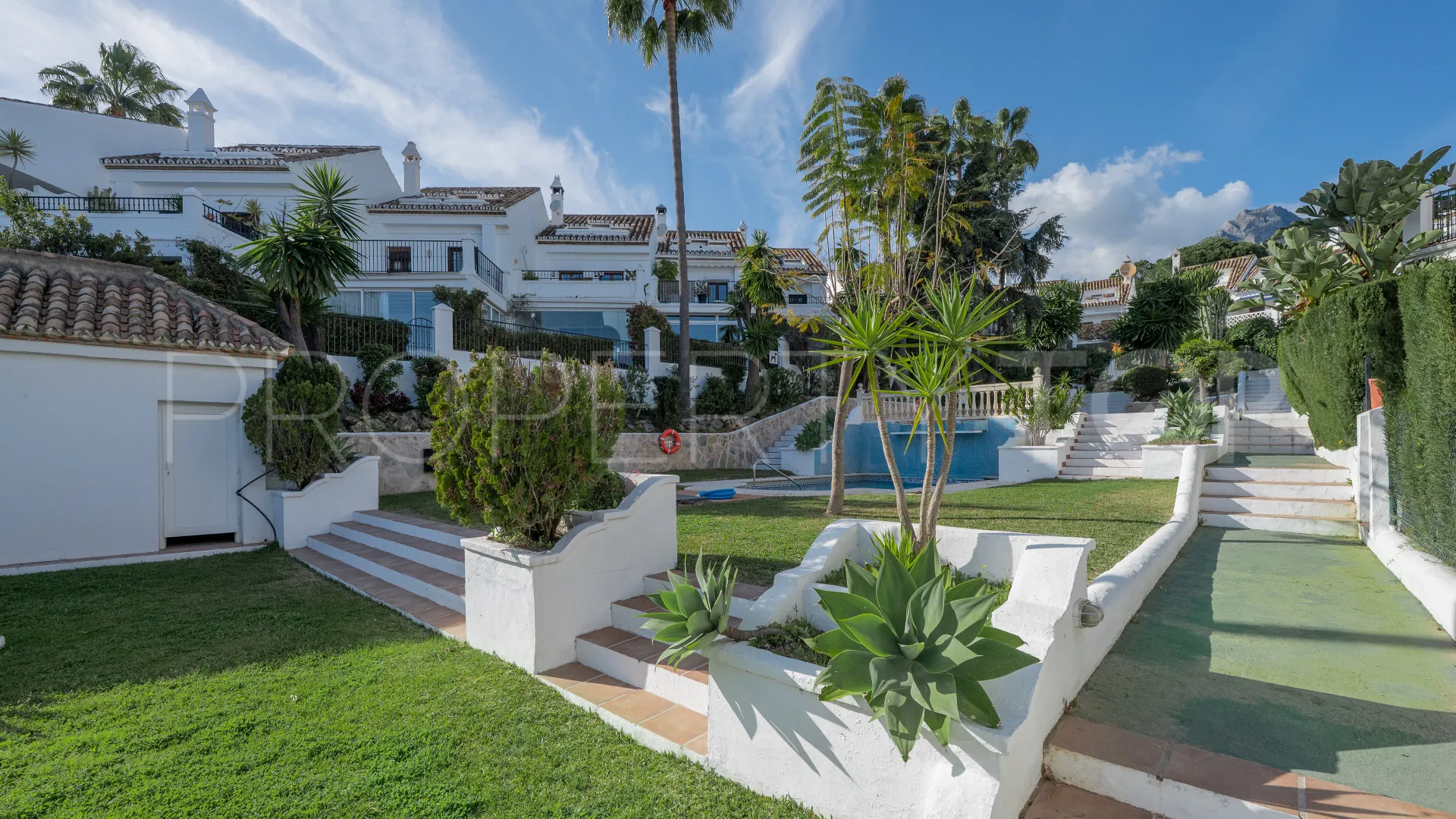 For sale Nagüeles semi detached house