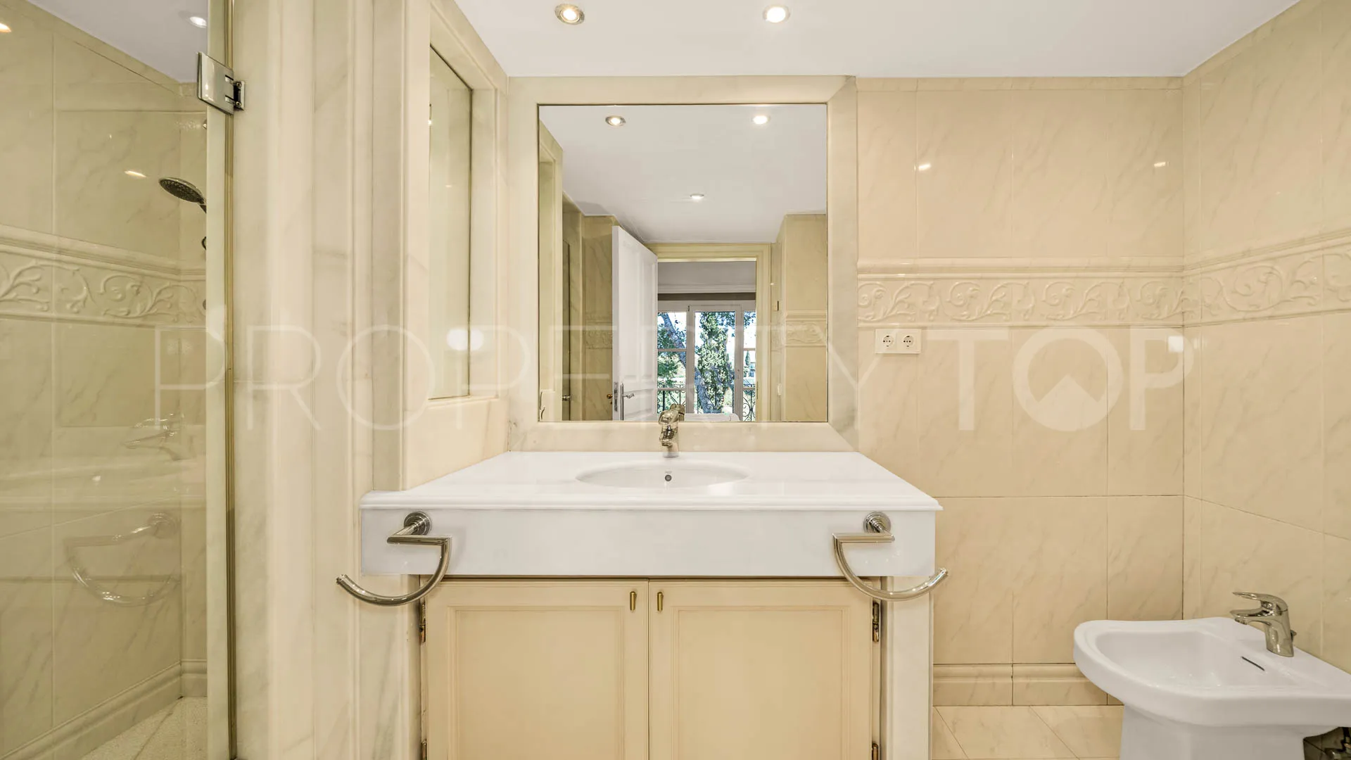 Marbella Hill Club, villa con 7 dormitorios en venta