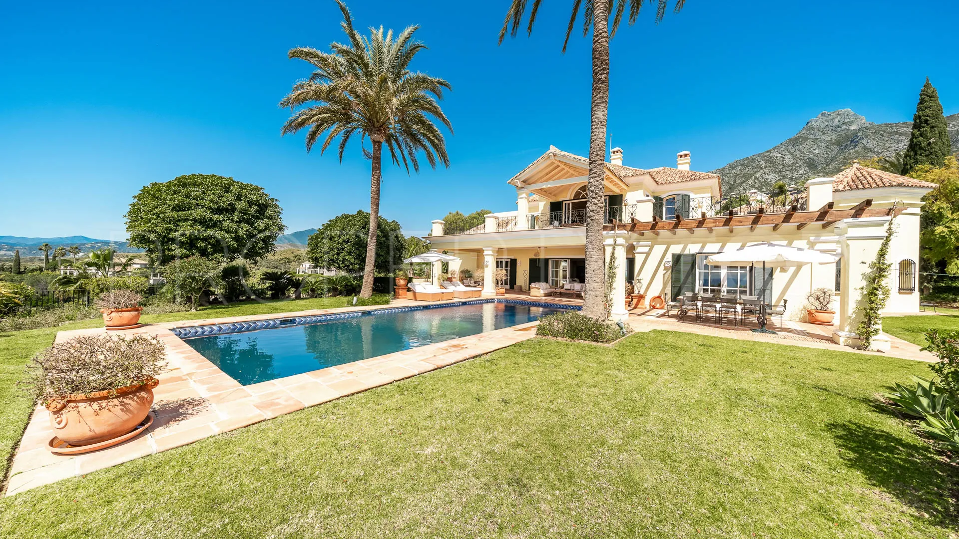 Marbella Hill Club, villa con 7 dormitorios en venta