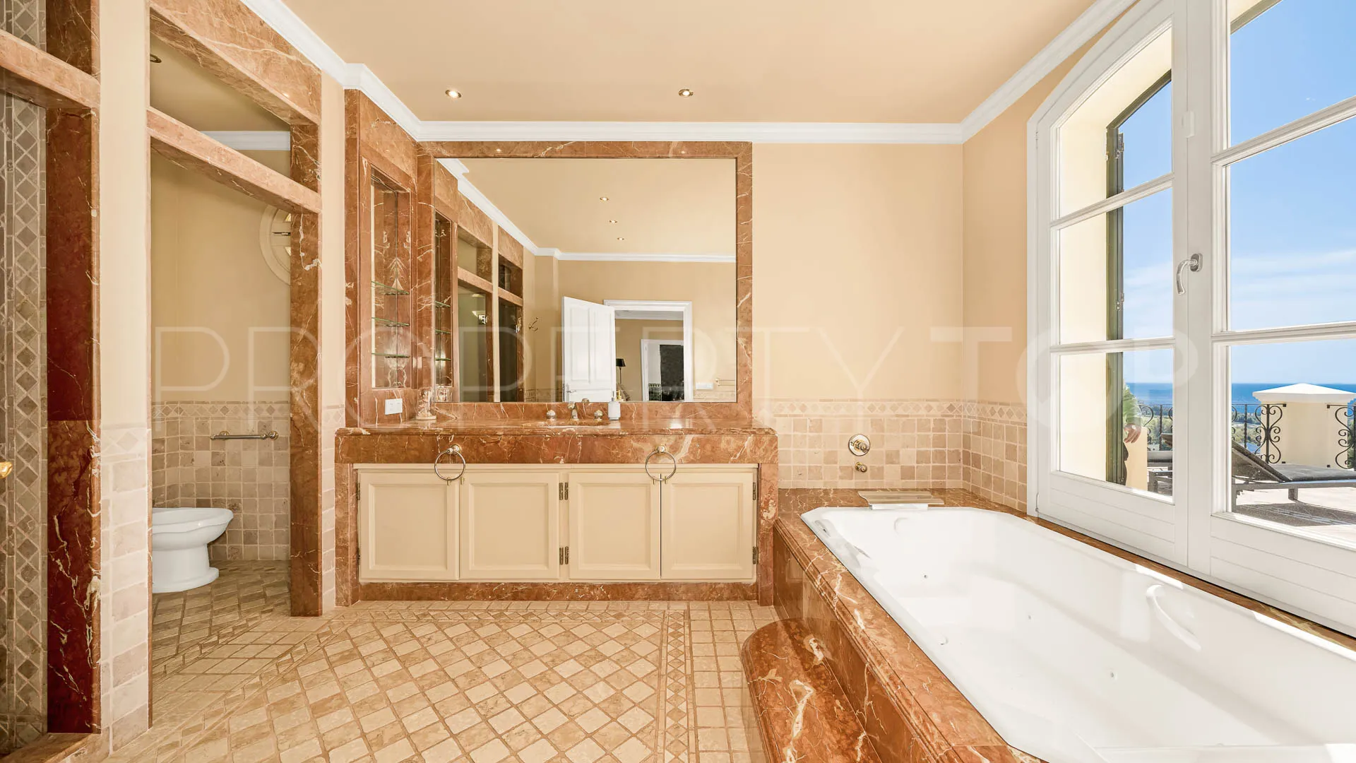 Marbella Hill Club, villa con 7 dormitorios en venta