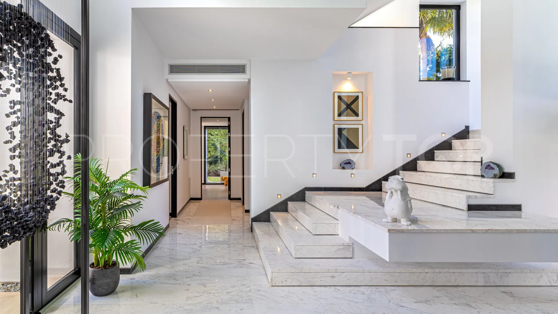 5 bedrooms Guadalmina Baja villa for sale
