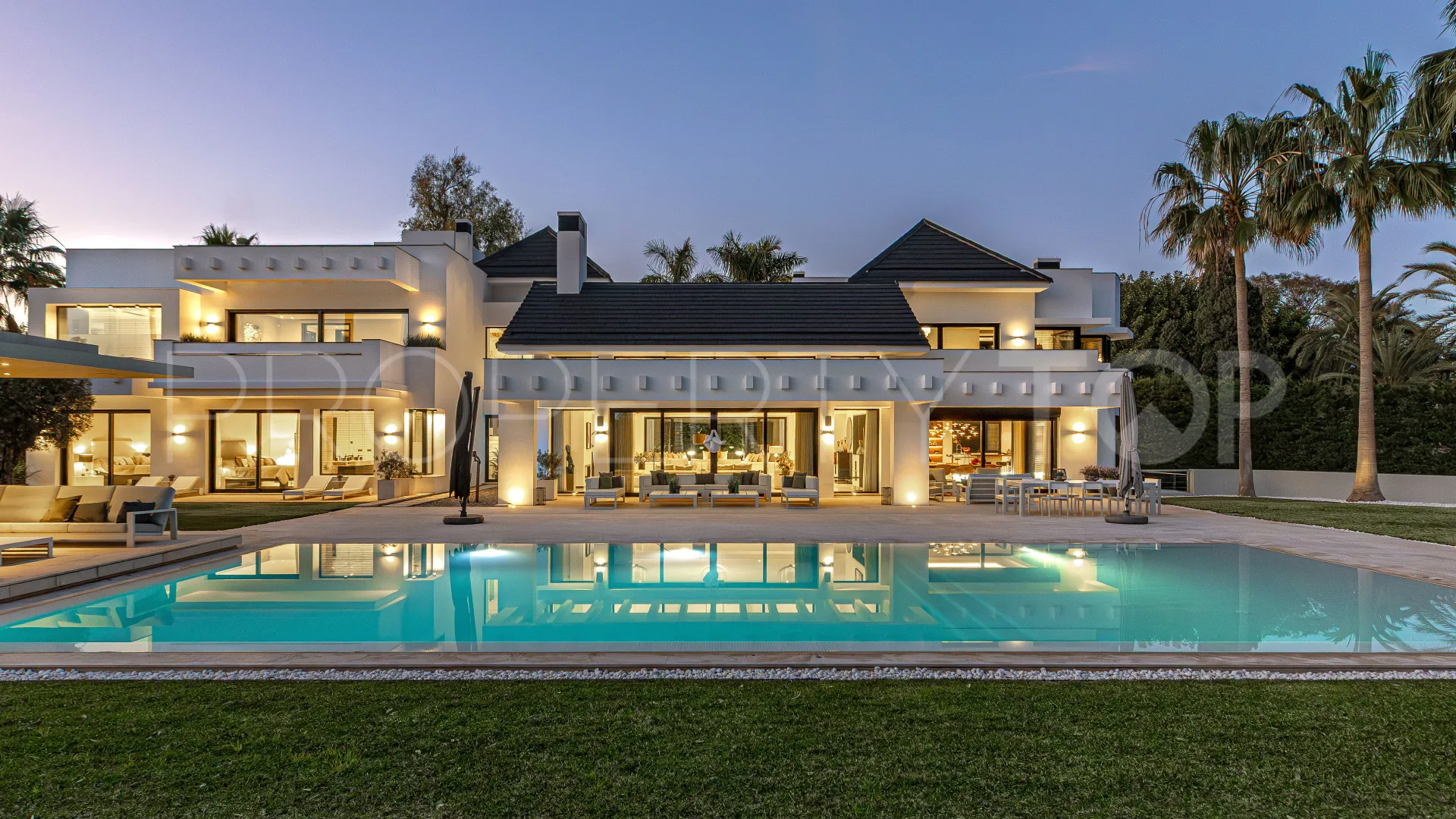 5 bedrooms Guadalmina Baja villa for sale