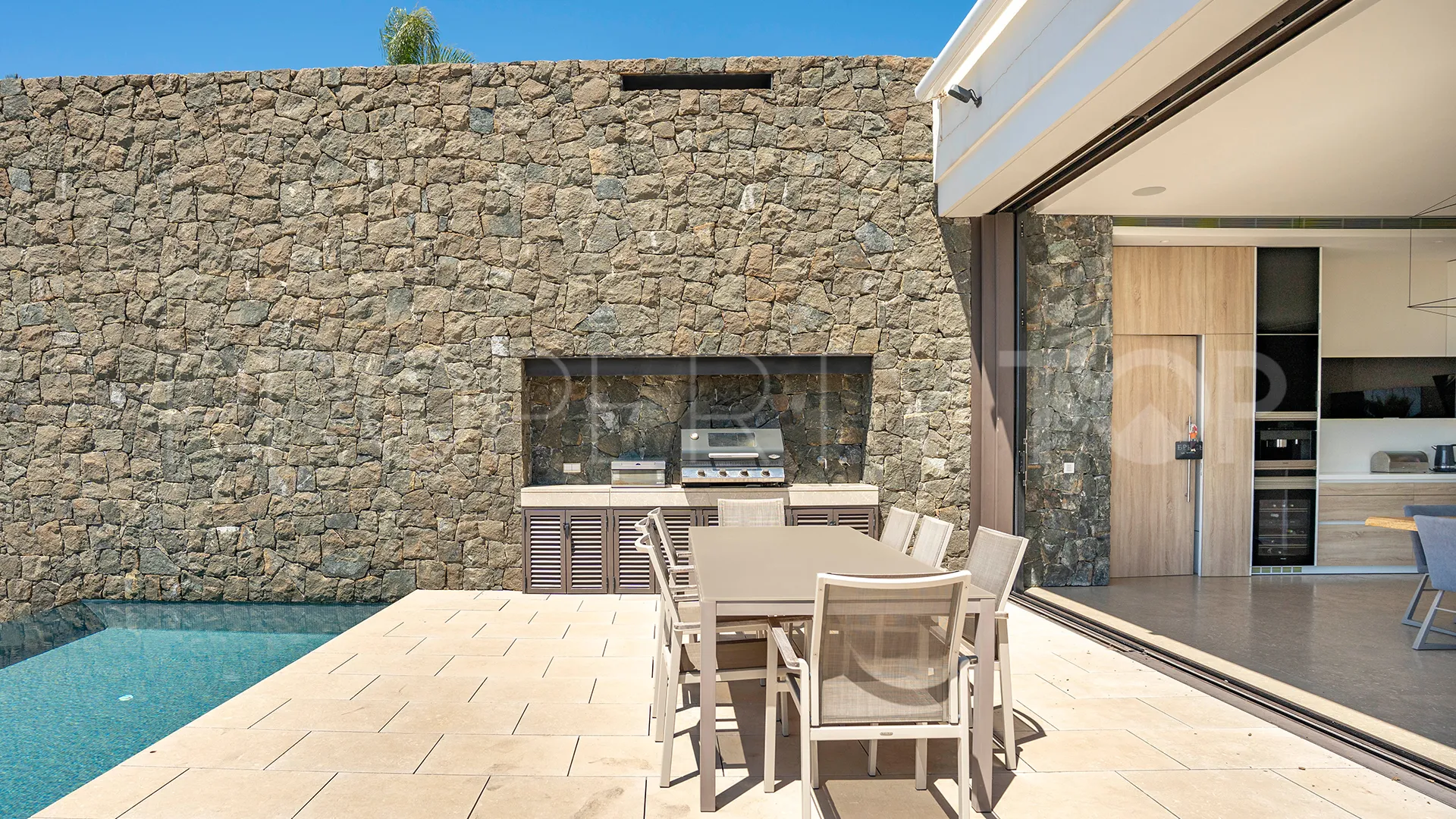 Villa for sale in La Quinta with 7 bedrooms