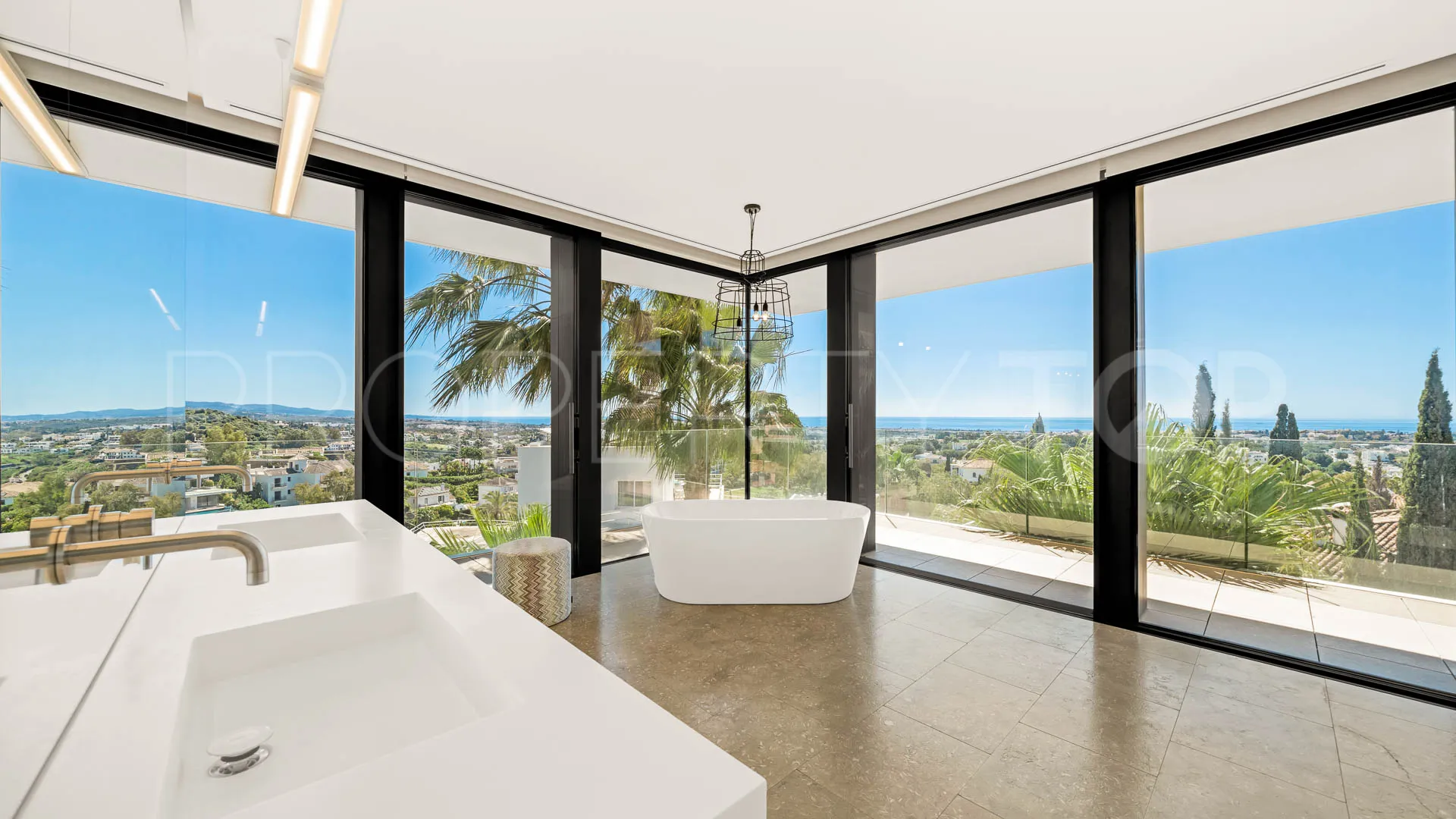 Villa con 7 dormitorios en venta en La Quinta