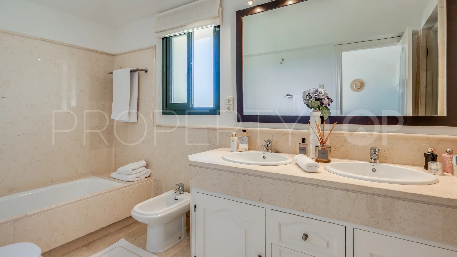 Penthouse for sale in Los Arqueros