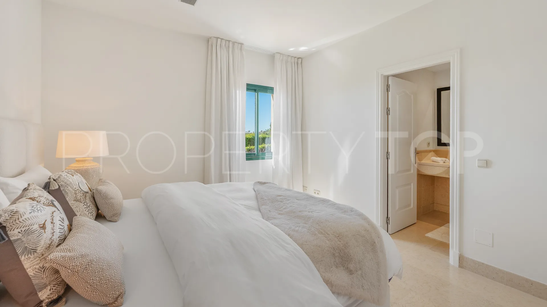 Penthouse for sale in Los Arqueros