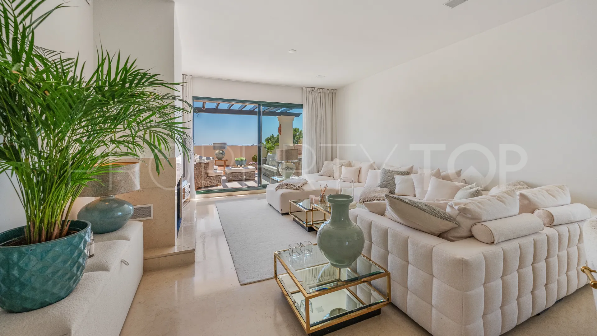 Penthouse for sale in Los Arqueros