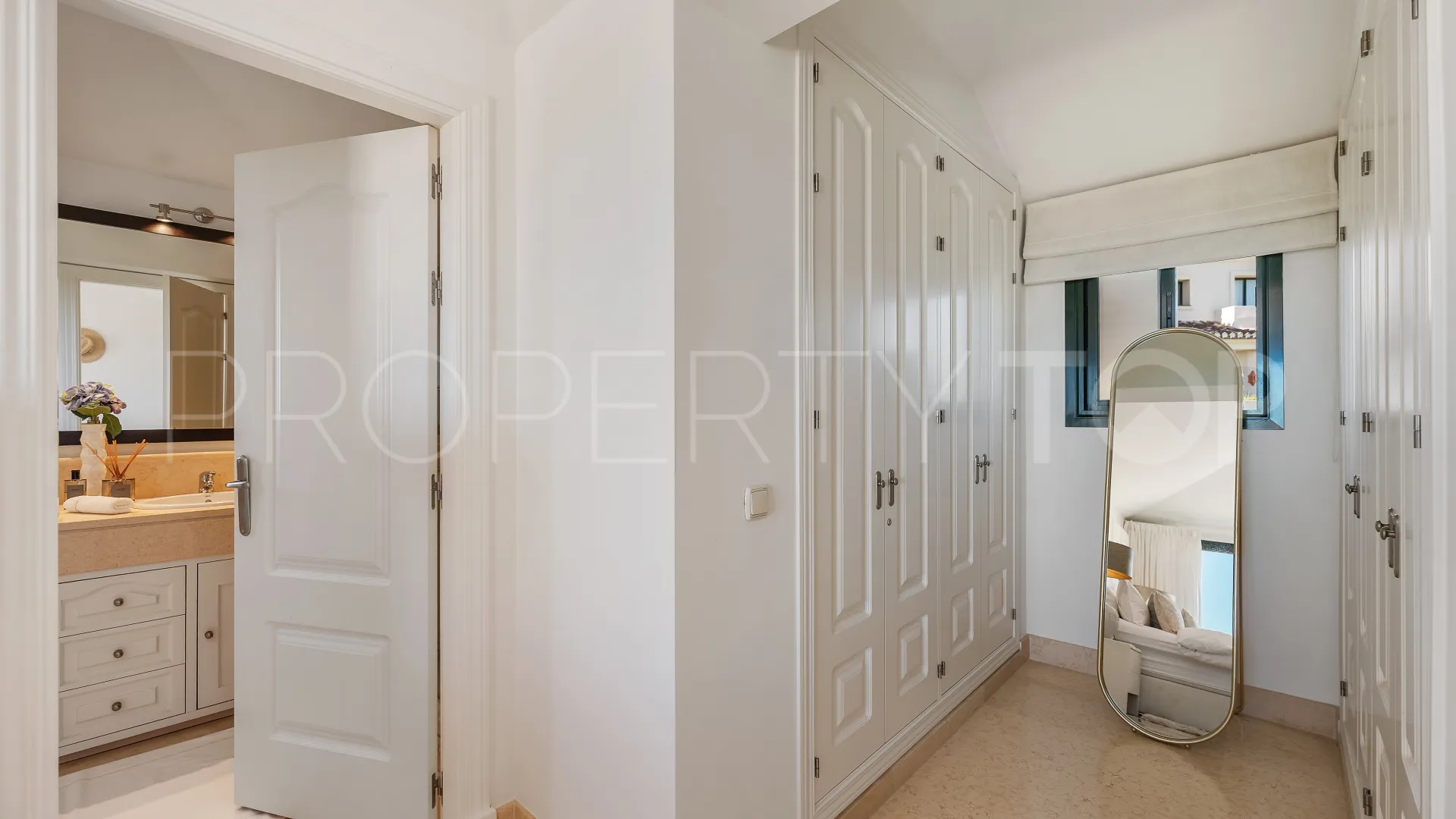 Penthouse for sale in Los Arqueros