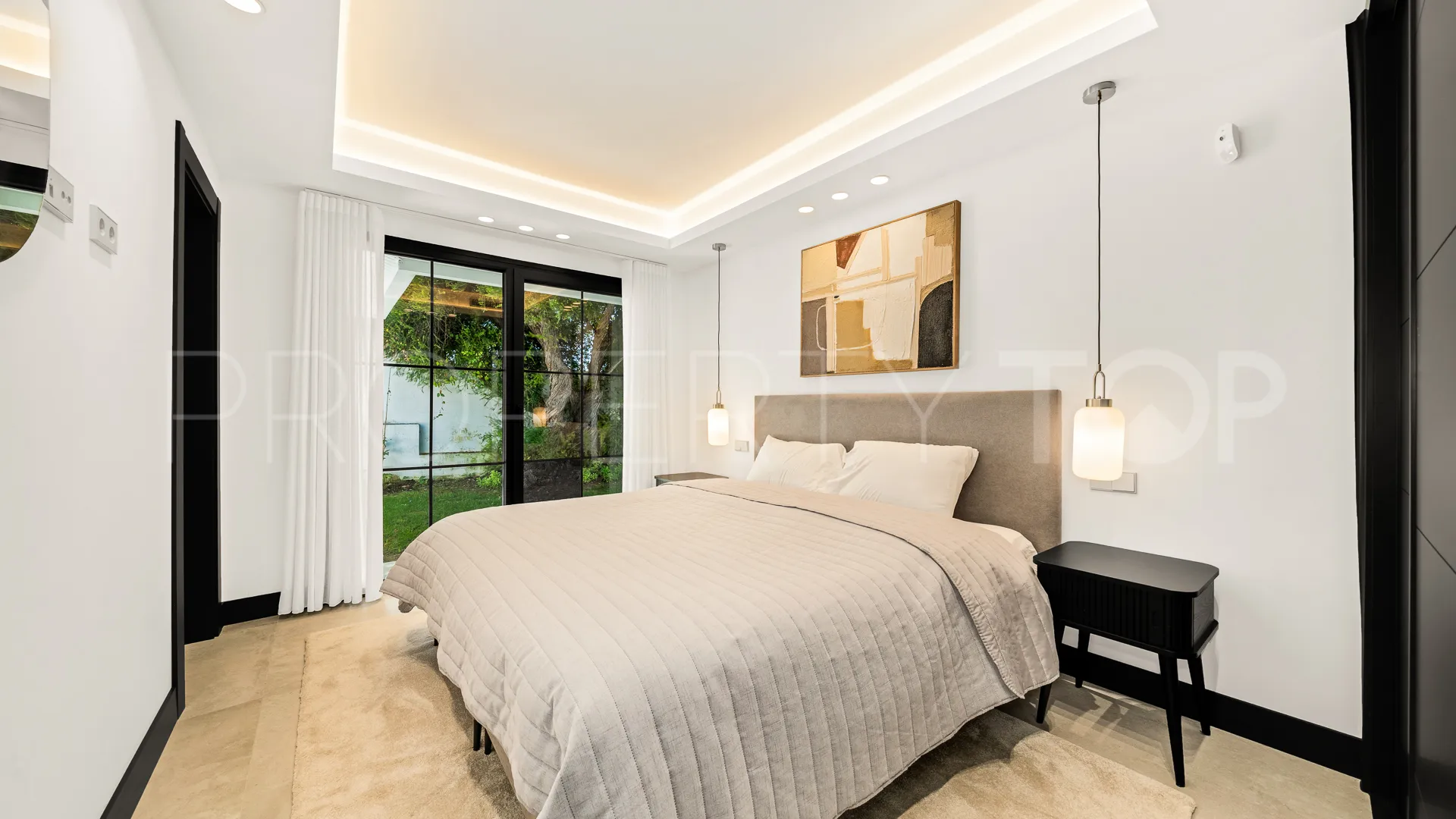 Buy Rio Real 5 bedrooms villa