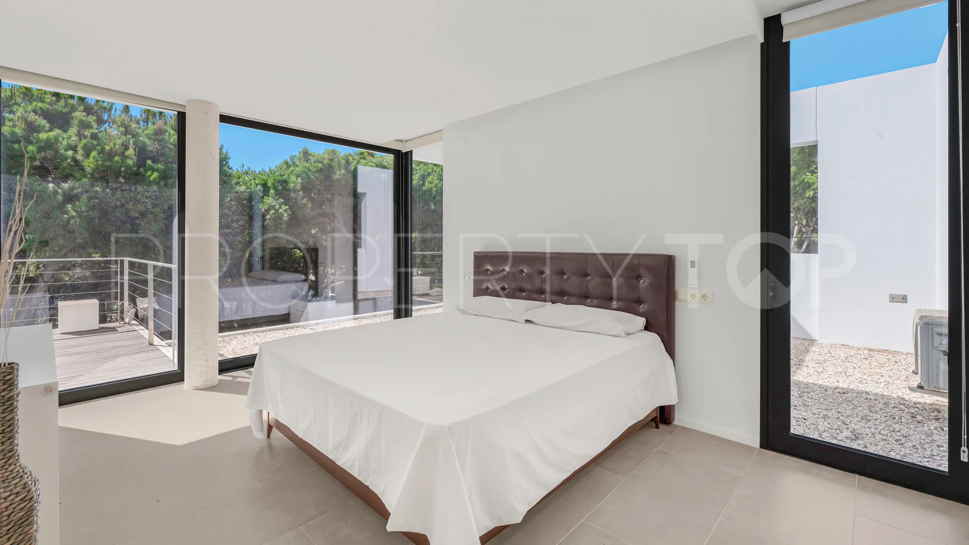 Villa en venta en Cabopino