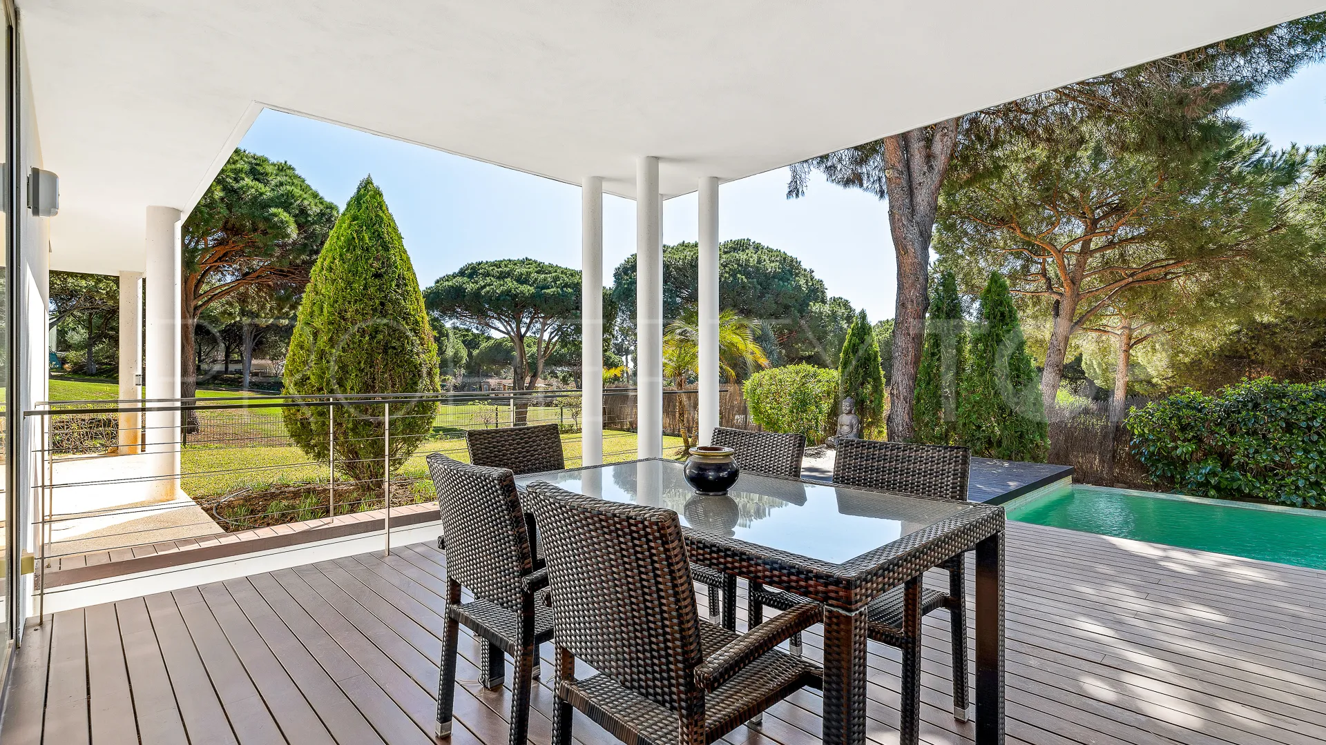 Villa en venta en Cabopino