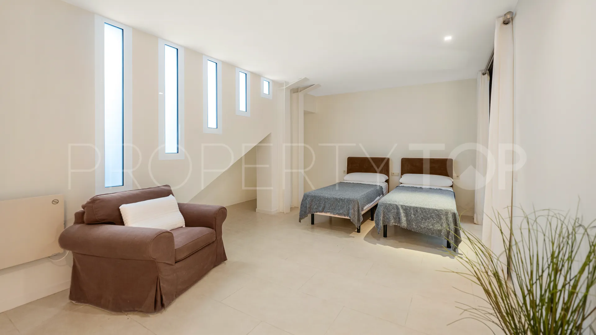 Villa en venta en Cabopino