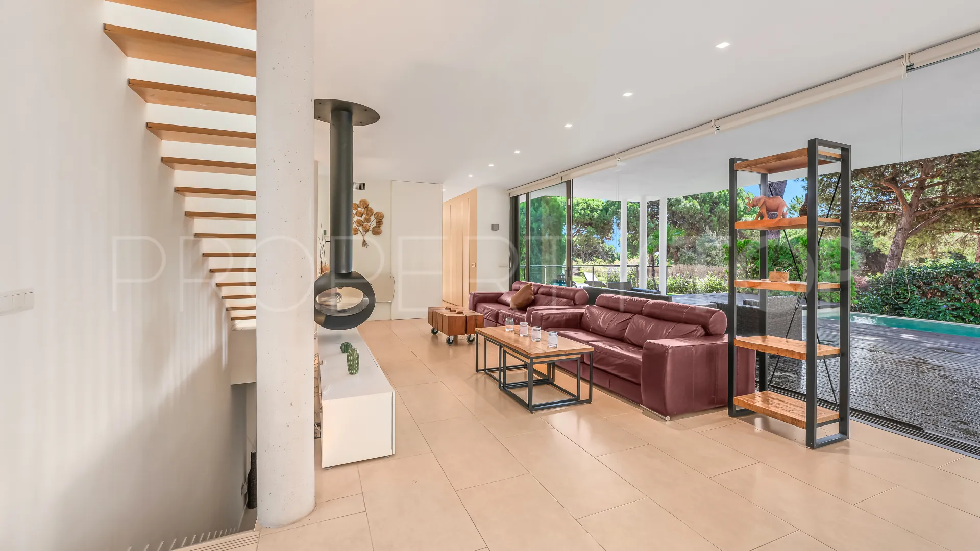 Villa en venta en Cabopino