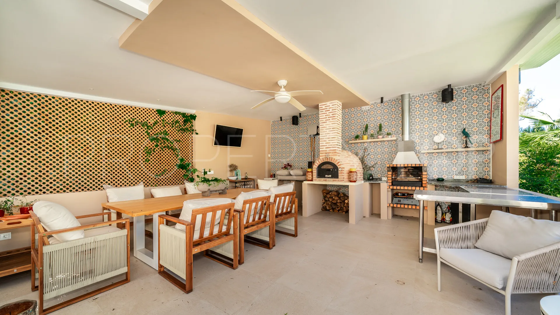 Guadalmina Baja 6 bedrooms villa for sale